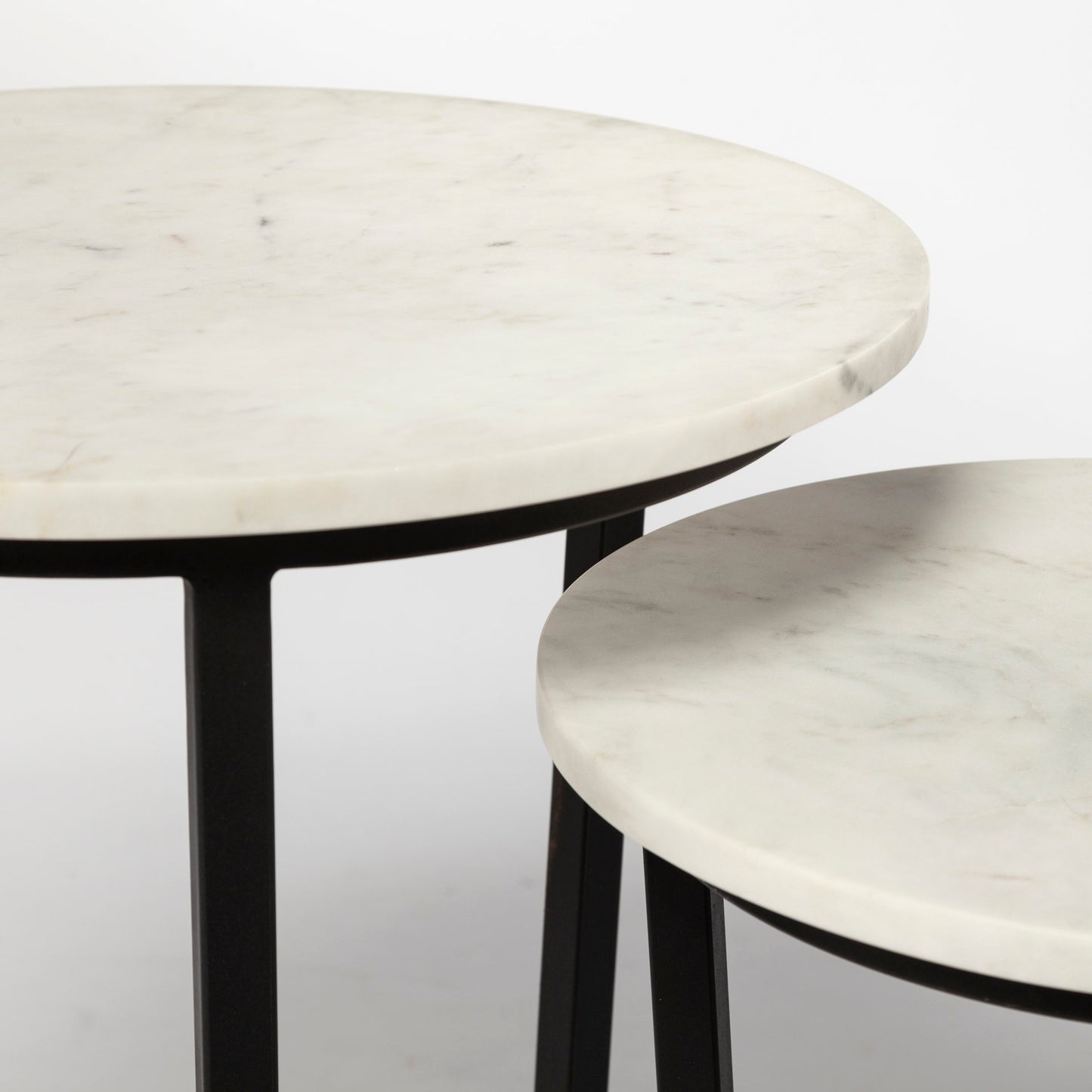 Bombola Accent Table White Marble | Black Metal | 15W - accent-tables