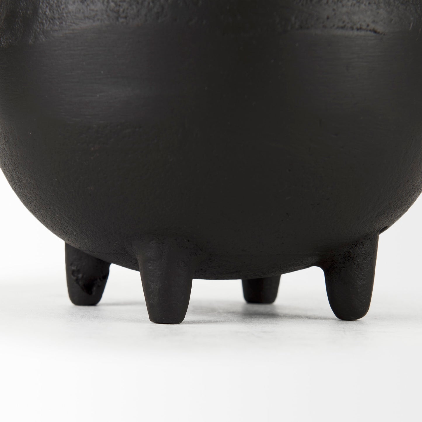Cyrus Black Two handled Vase Decorative Object