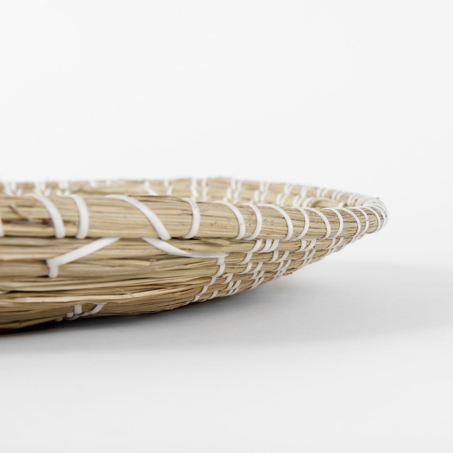Mekhi Wall Decor Brown Seagrass | White String - alternative-wall-decor