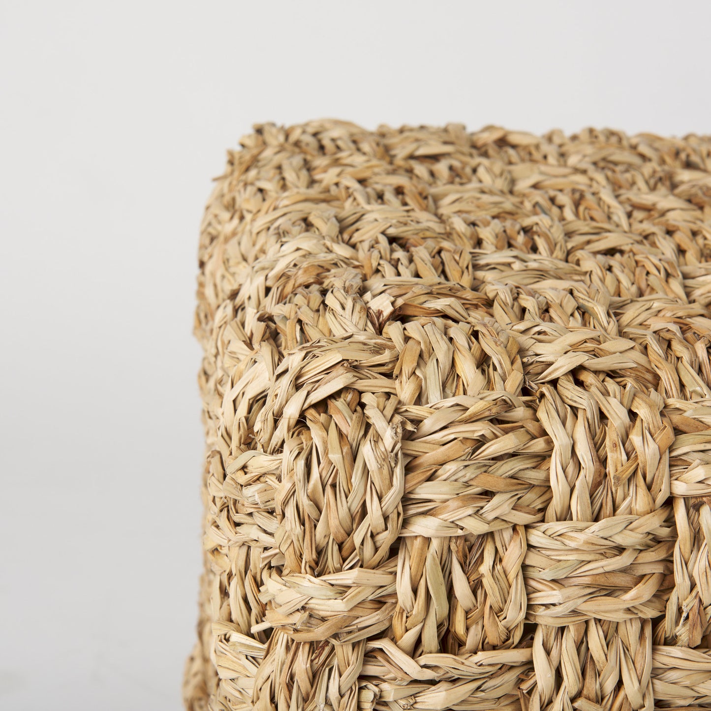 Adele Pouf Medium Brown Seagrass - poufs