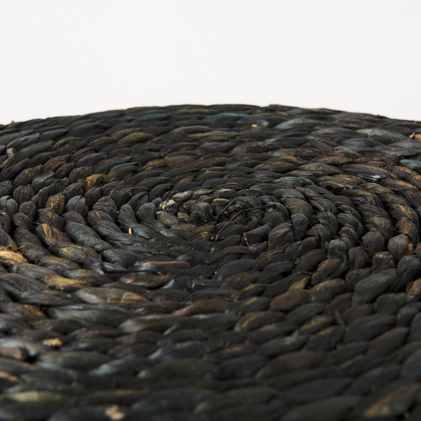 Dina Pouf Black Cornhusk | 17.7’’ - poufs