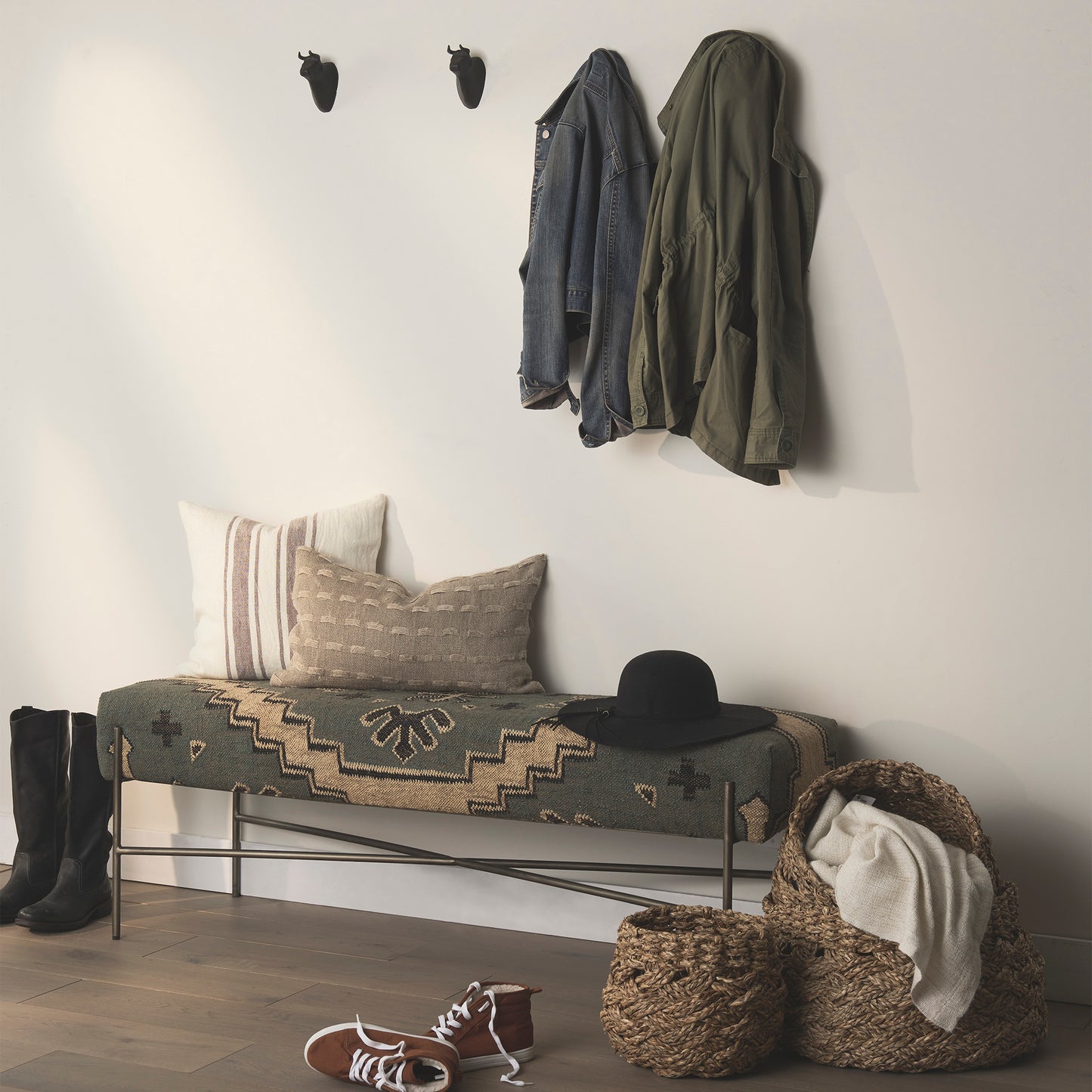 Tauro Wall Decor Black Cast Aliminum | Bull - alternative-wall-decor