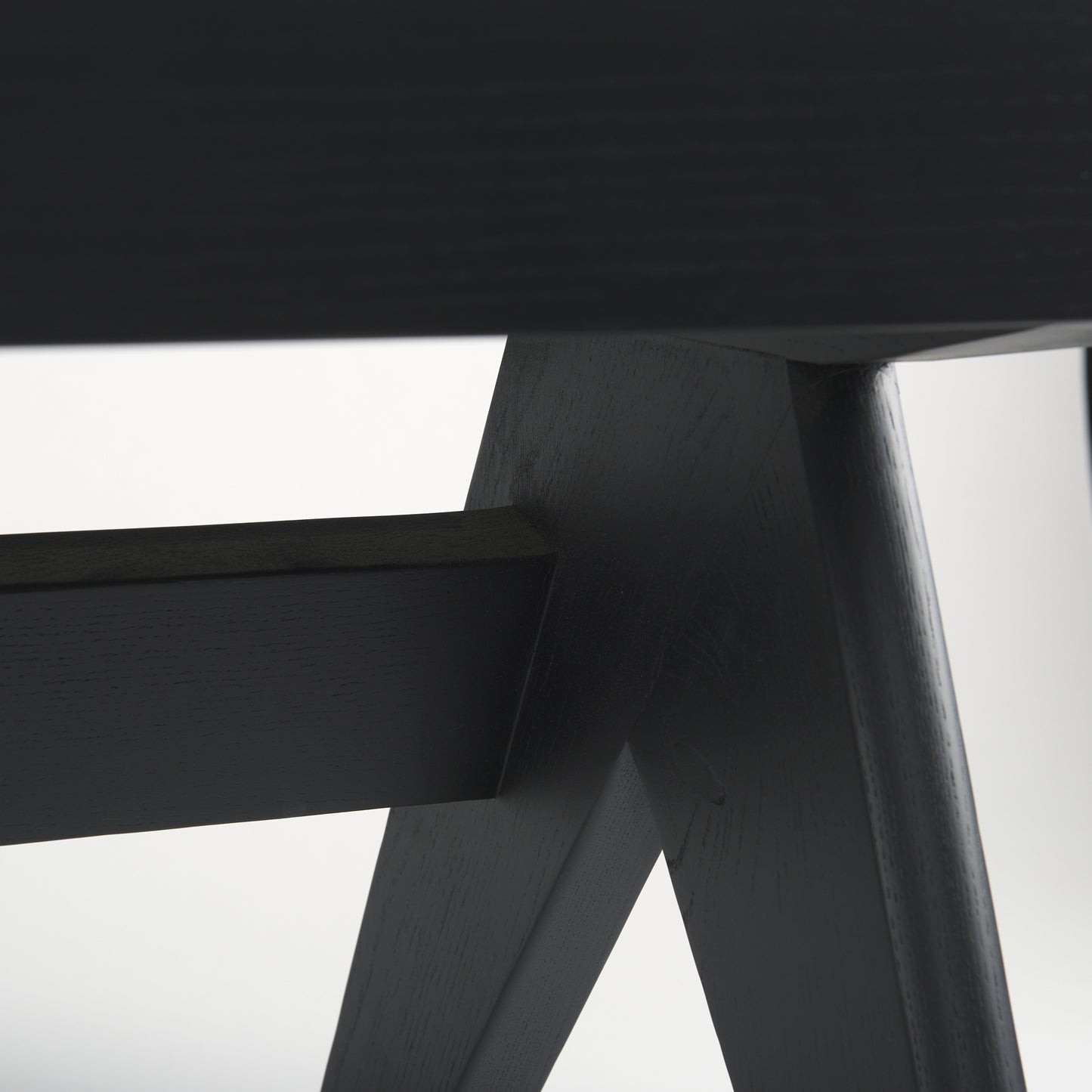 Arvin Bench Black Wood - benches