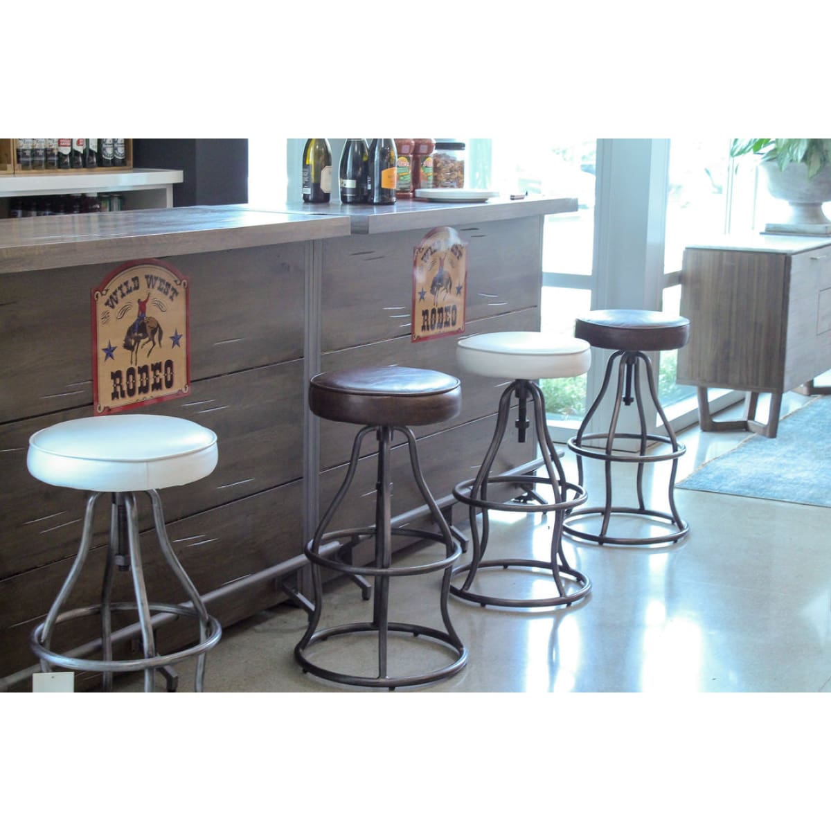 Bowie Bar Stool - Vintage Brown Leather - lh-import-stools