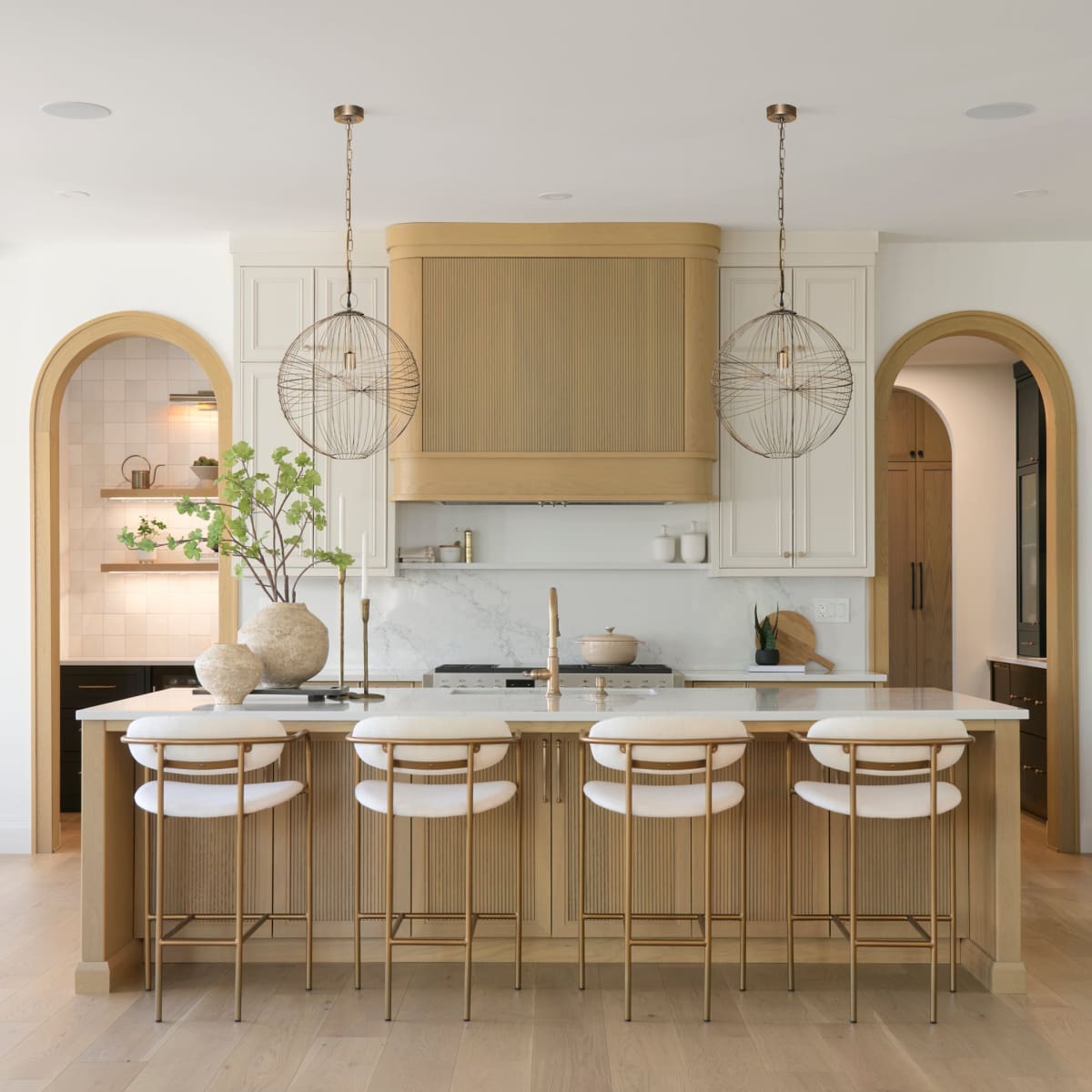 Chiron Pendant Light Gold Metal - pendant-light
