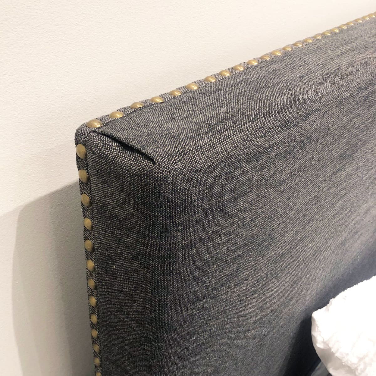 Finlay Storage Queen Bed - Dovetail Grey Linen - lh-import-beds