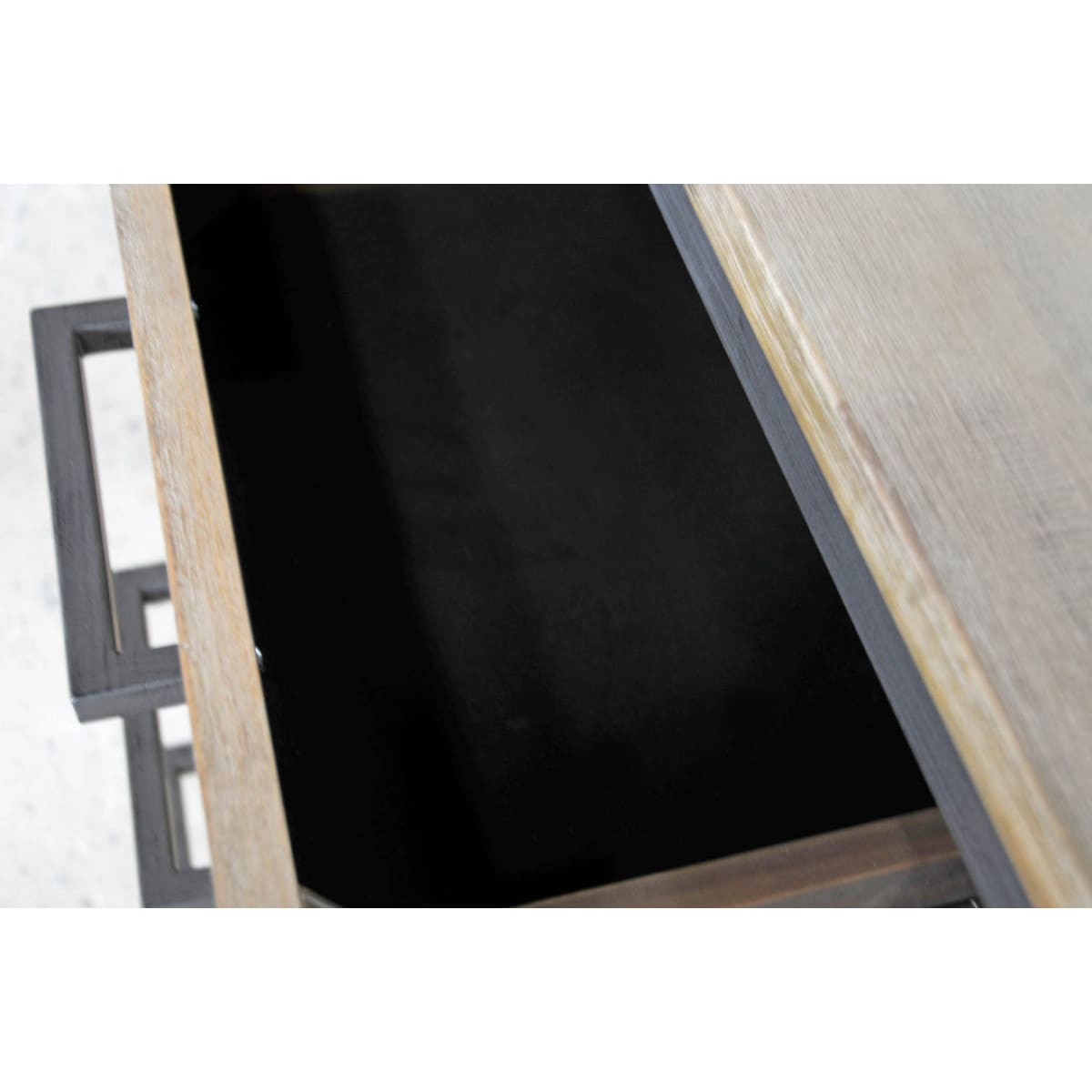 Irondale 7 Drawer Dresser - lh-import-dressers