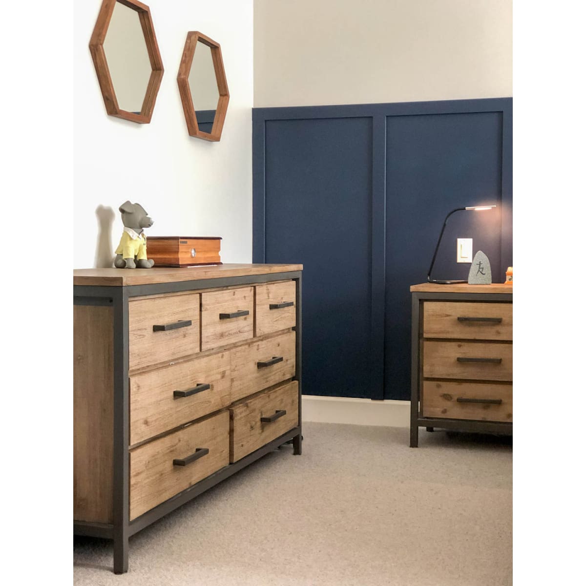 Irondale 7 Drawer Dresser - lh-import-dressers