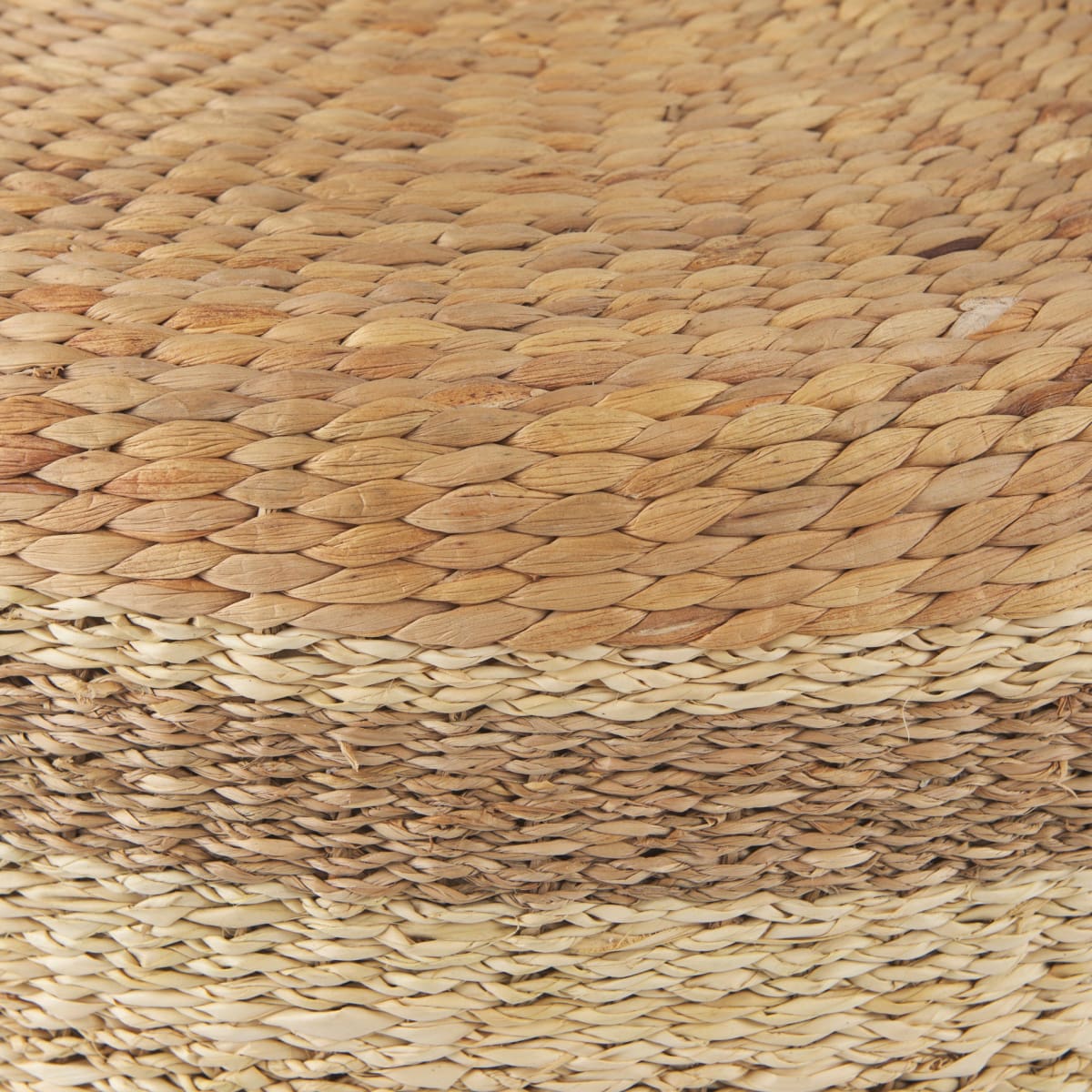 Maya Pouf Brown Seagrass | Round | 30W - poufs
