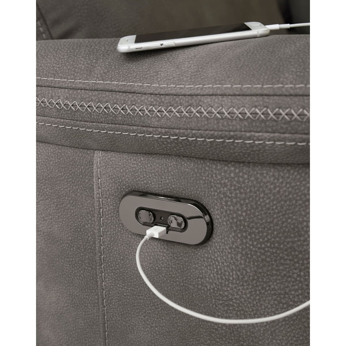 Next-Gen DuraPella Power Reclining Loveseat with Console - recliner