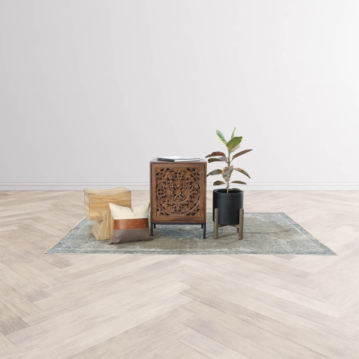 Pieta Stool - lh-import-stools