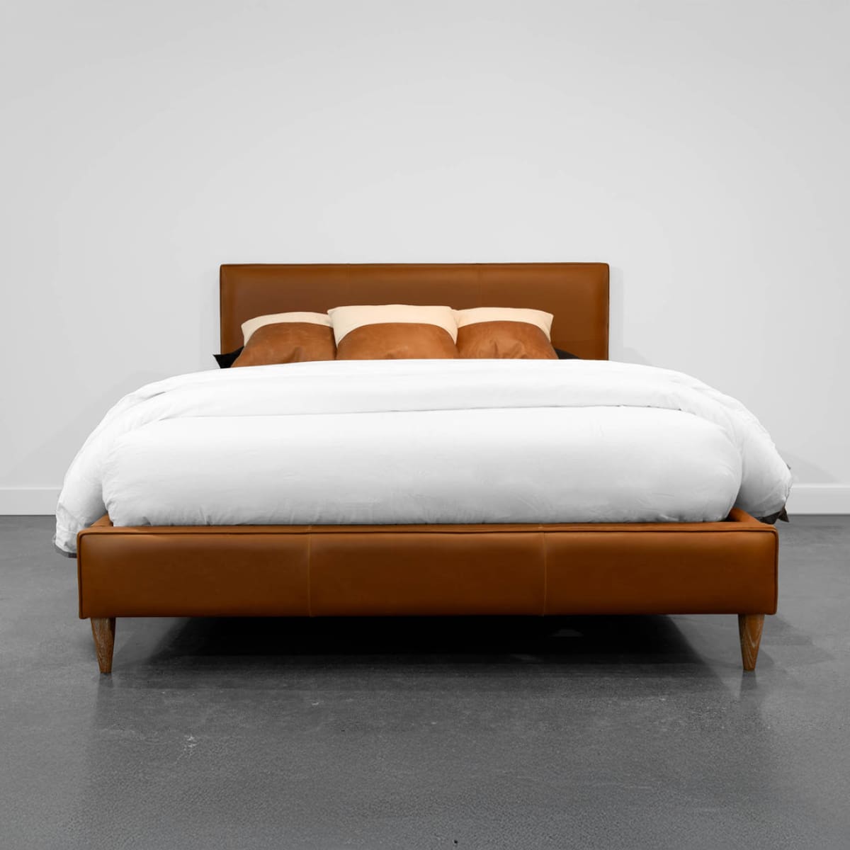 Pisa King Bed - lh-import-beds