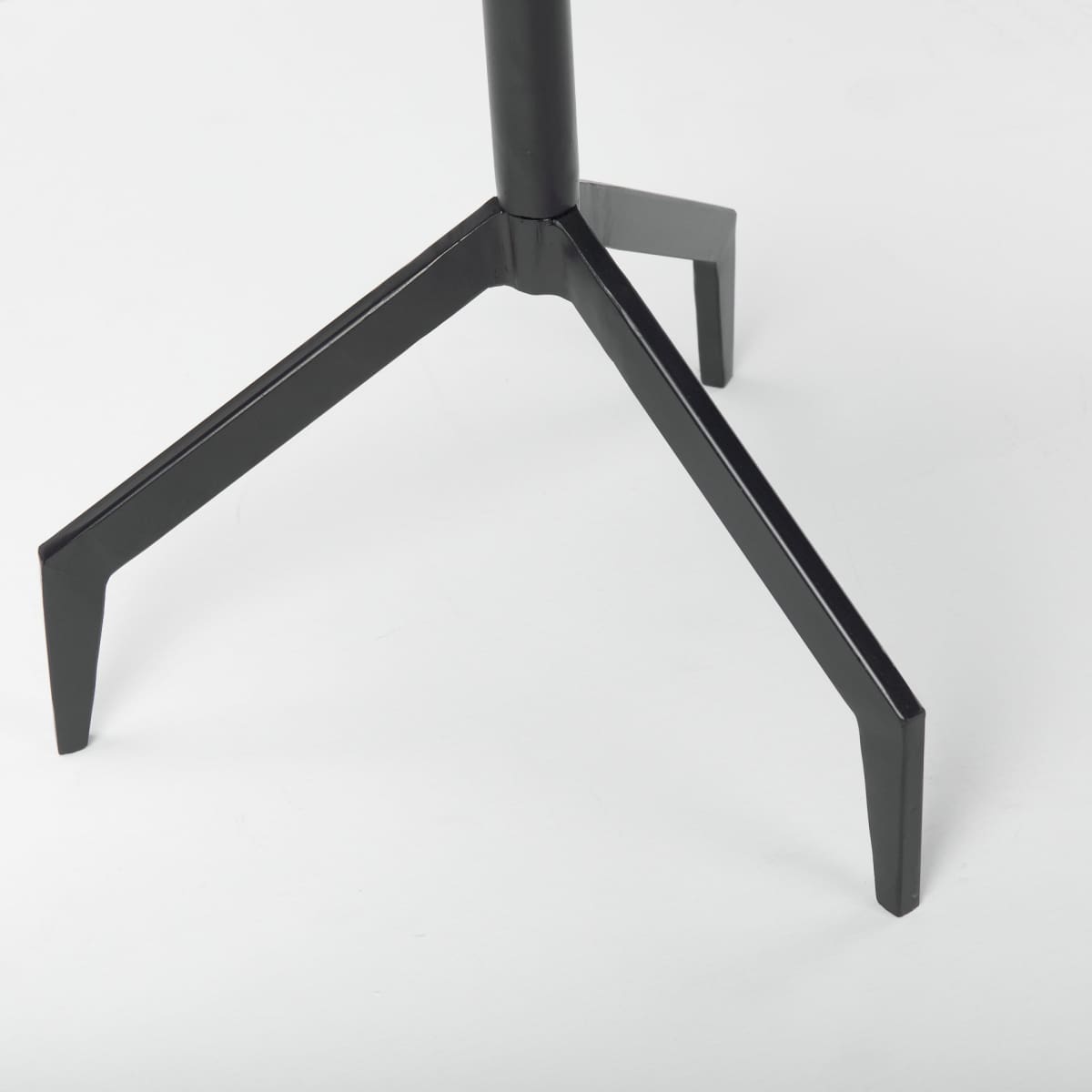 Serre Accent Table White Marble | Black Metal - end-and-side-tables