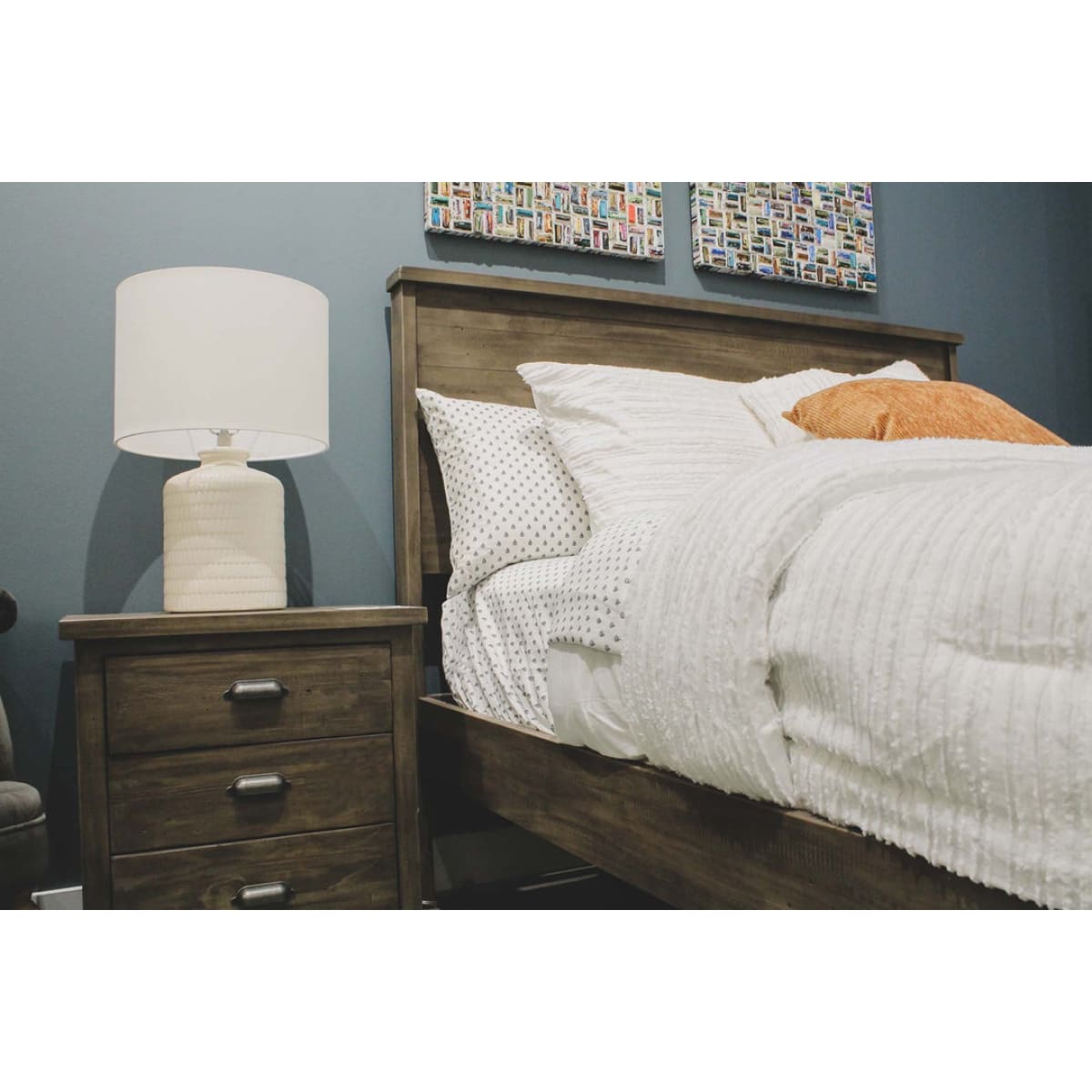 Skye Opaline Lamp - lh-import-lamps