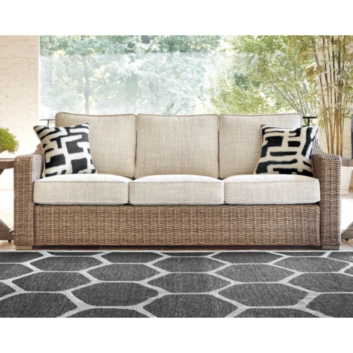 Beachcroft Sofa - Outdoor Sofa