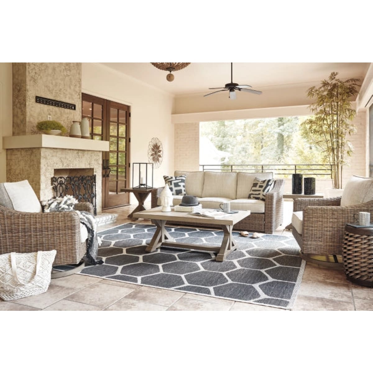 Beachcroft Sofa - Outdoor Sofa