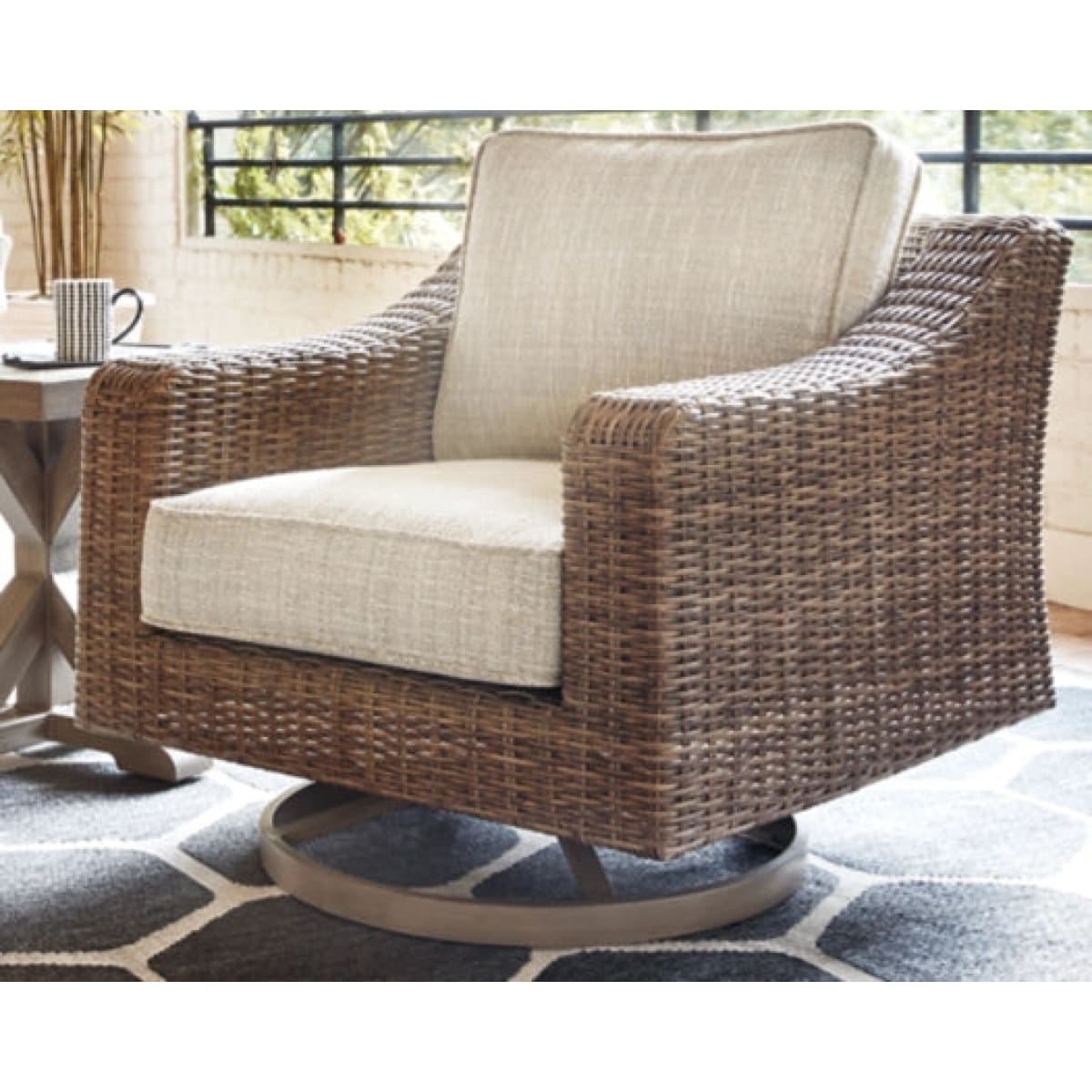 Beachcroft Swivel Lounge Chair - Outdoor Sofa