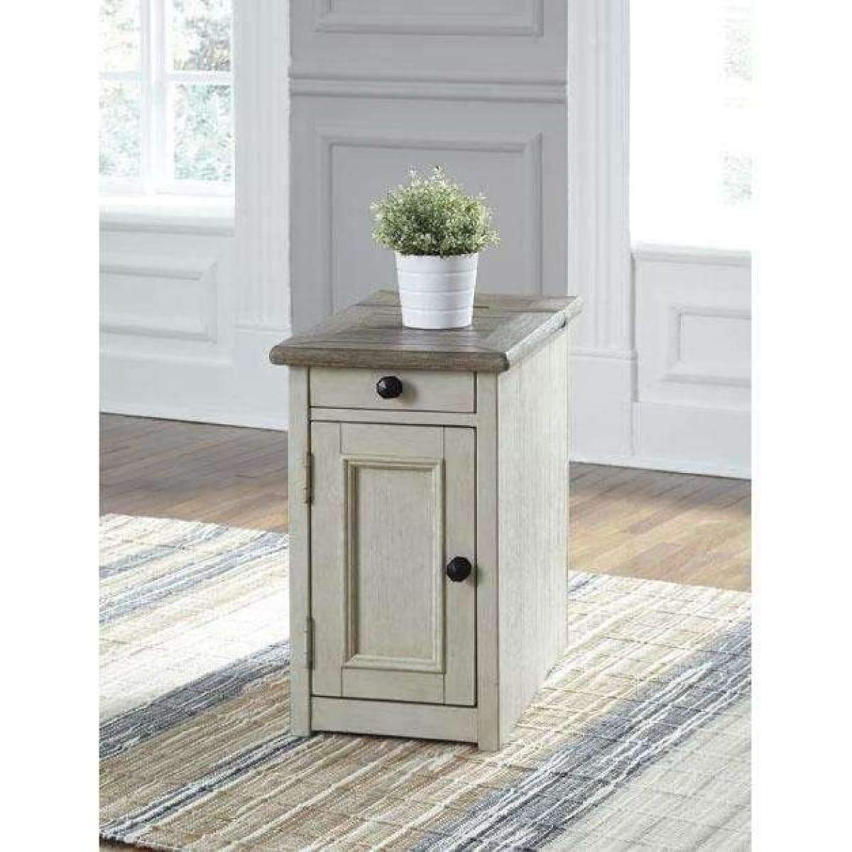 Bolanburg Two-Tone Chairside End Table - END TABLE/SIDE TABLE