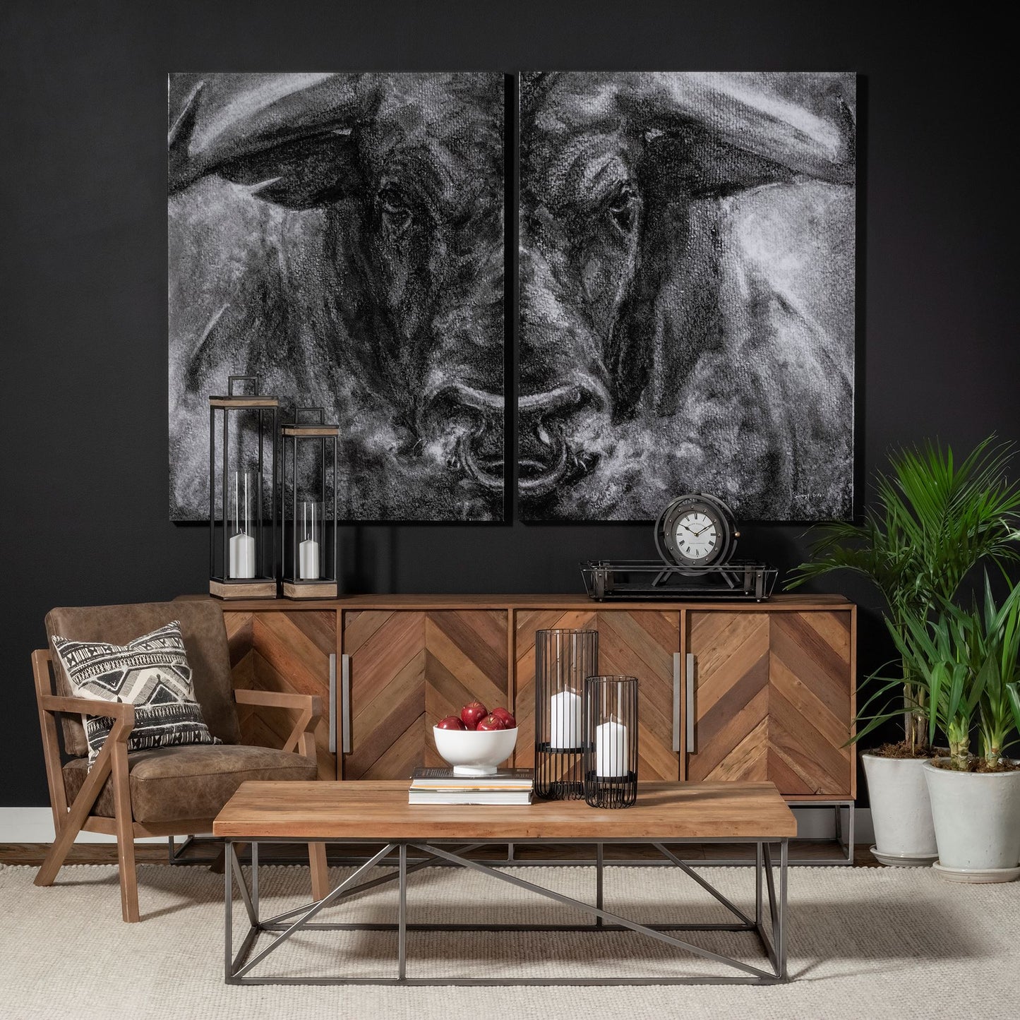 Gaston Gray Metal Circular Table Clock
