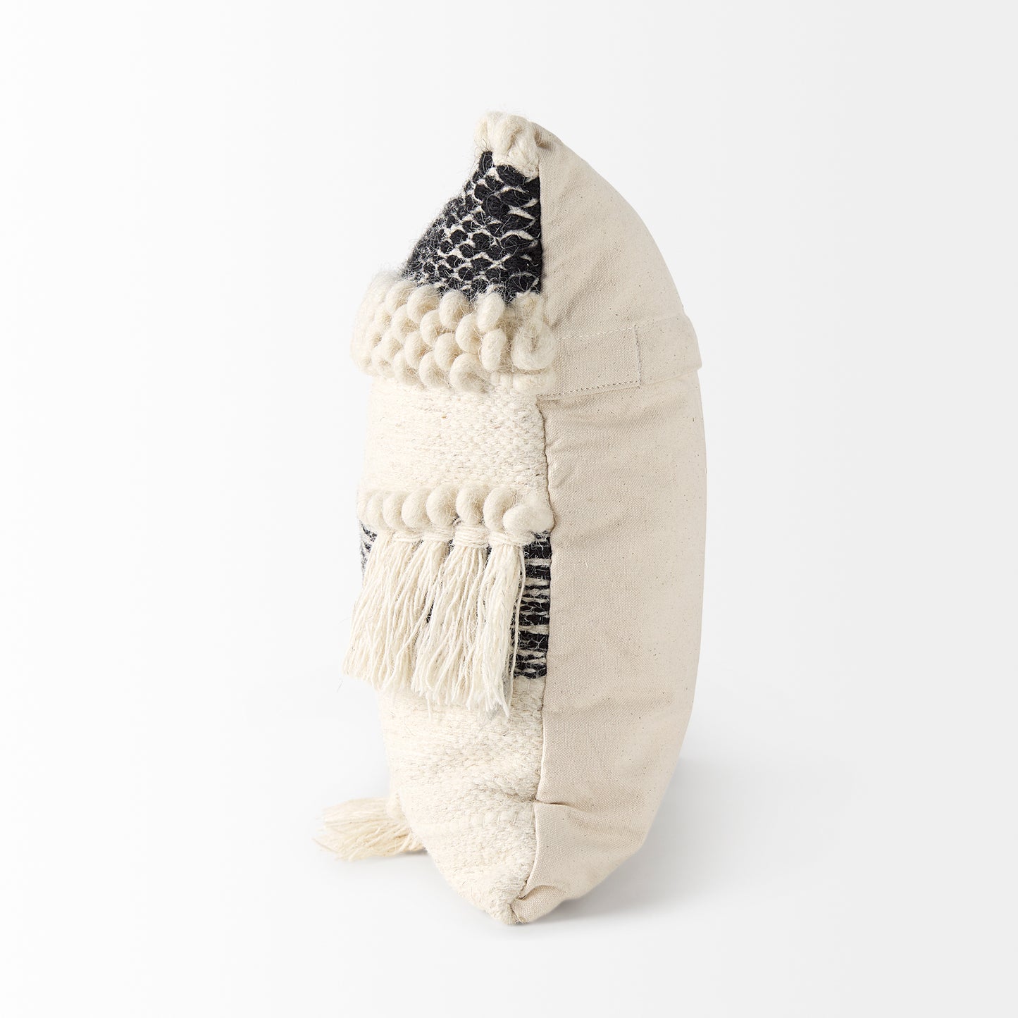 Beardell 18x18 Cream And Black Details With Tassels Pillow Cover