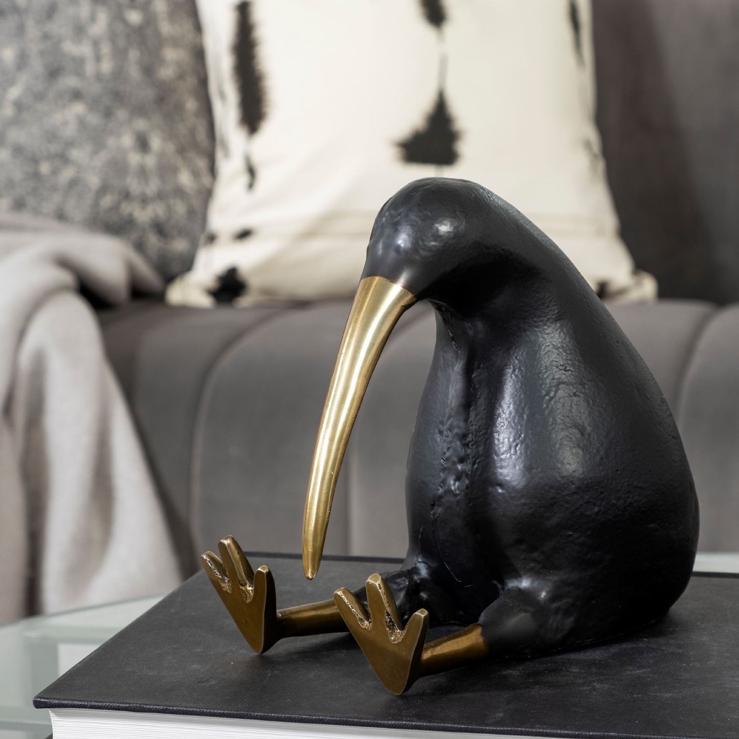 Dodo Kiwi 7L x 4W Black Cast Aluminum Mauritian Bird Sculpture