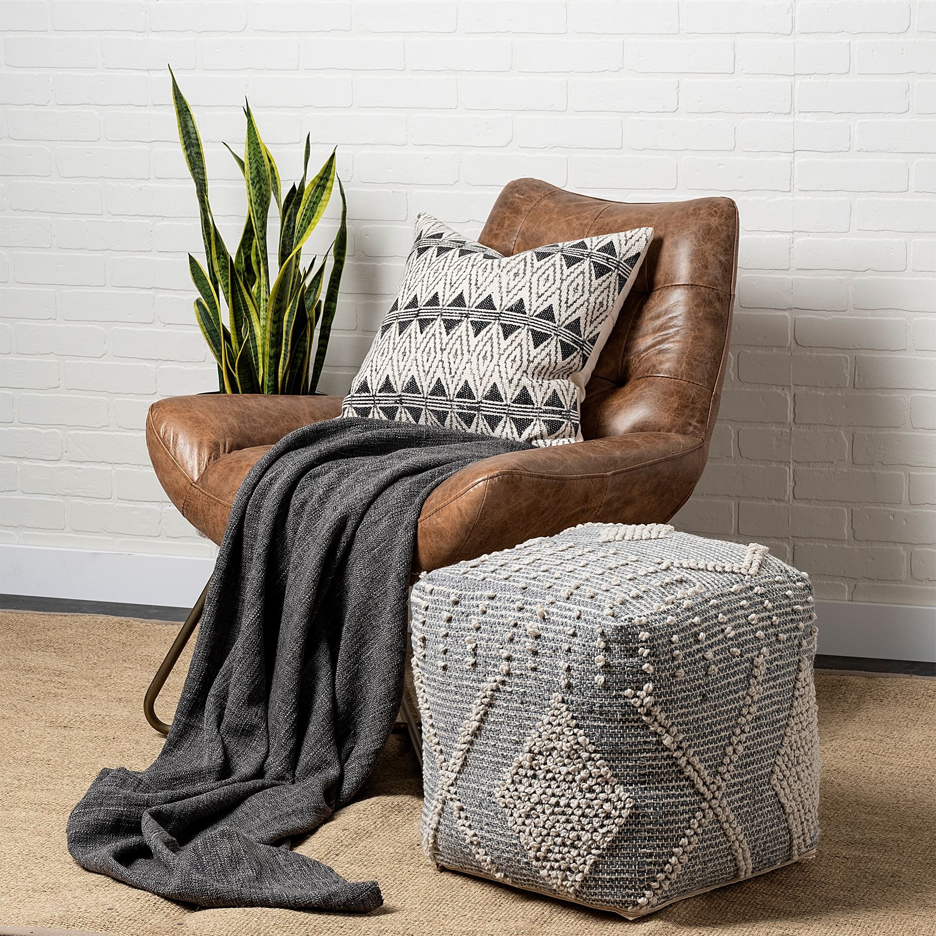 Brinket Pouf Gray/Cream Polyester - poufs