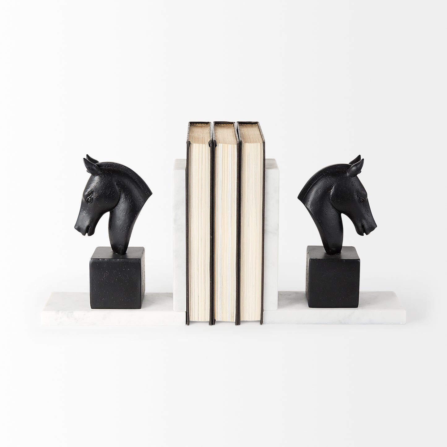 Hidalgo (Set of 2) 14L x 3W Black Majestic Horse Bookends
