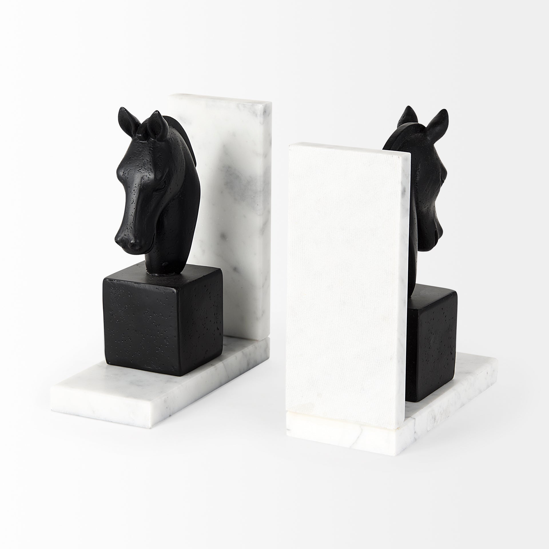 Hidalgo (Set of 2) 14L x 3W Black Majestic Horse Bookends