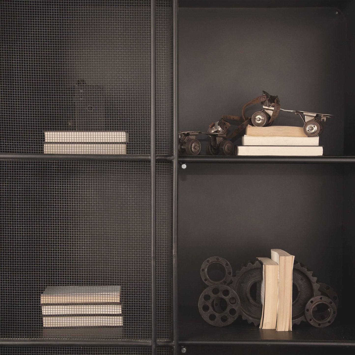 Cogsworth Set of 2 14L x 4W Brown Resin Industrial Gear Bookends