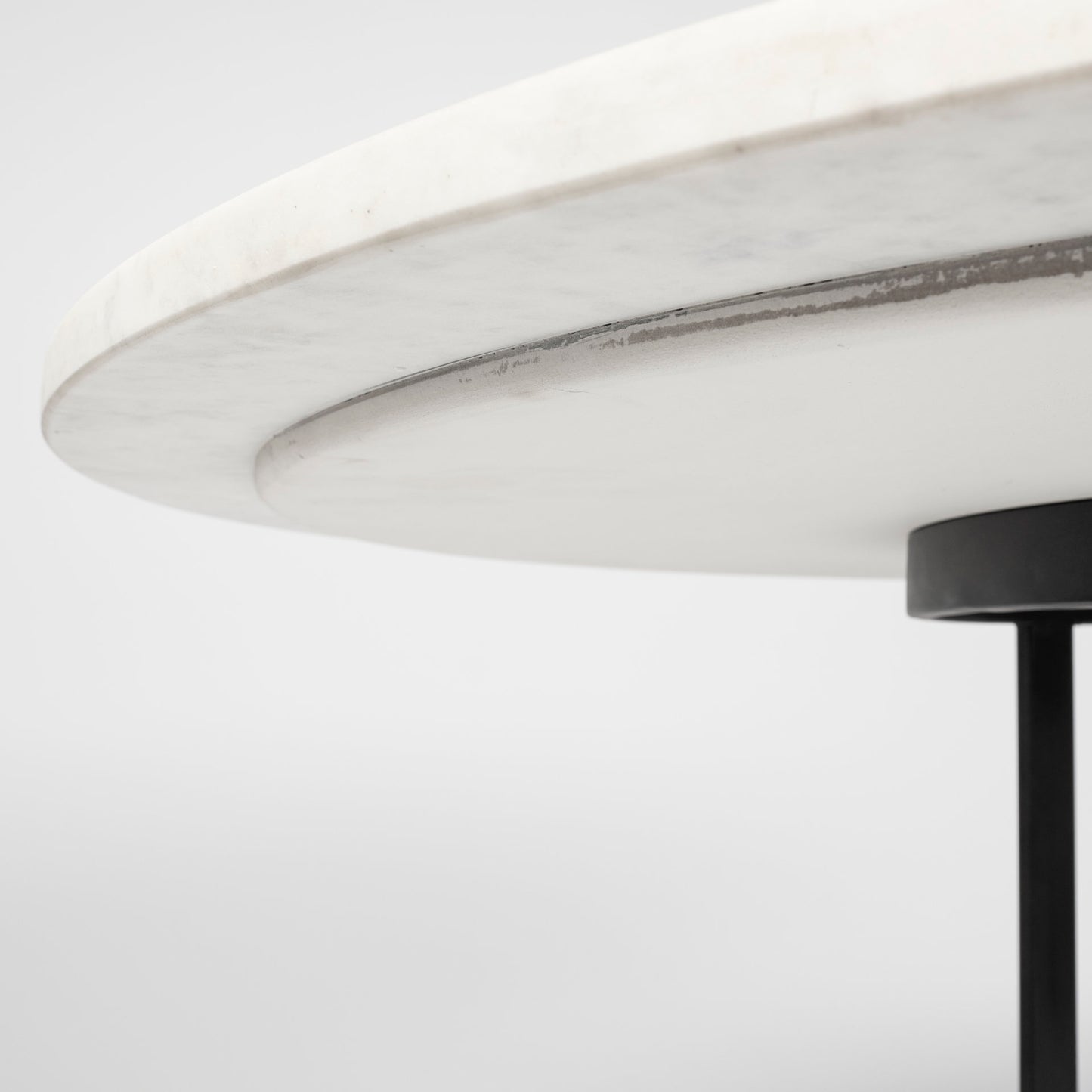 Tanner Dining Table White Marble | Black Metal | Round - dining-table