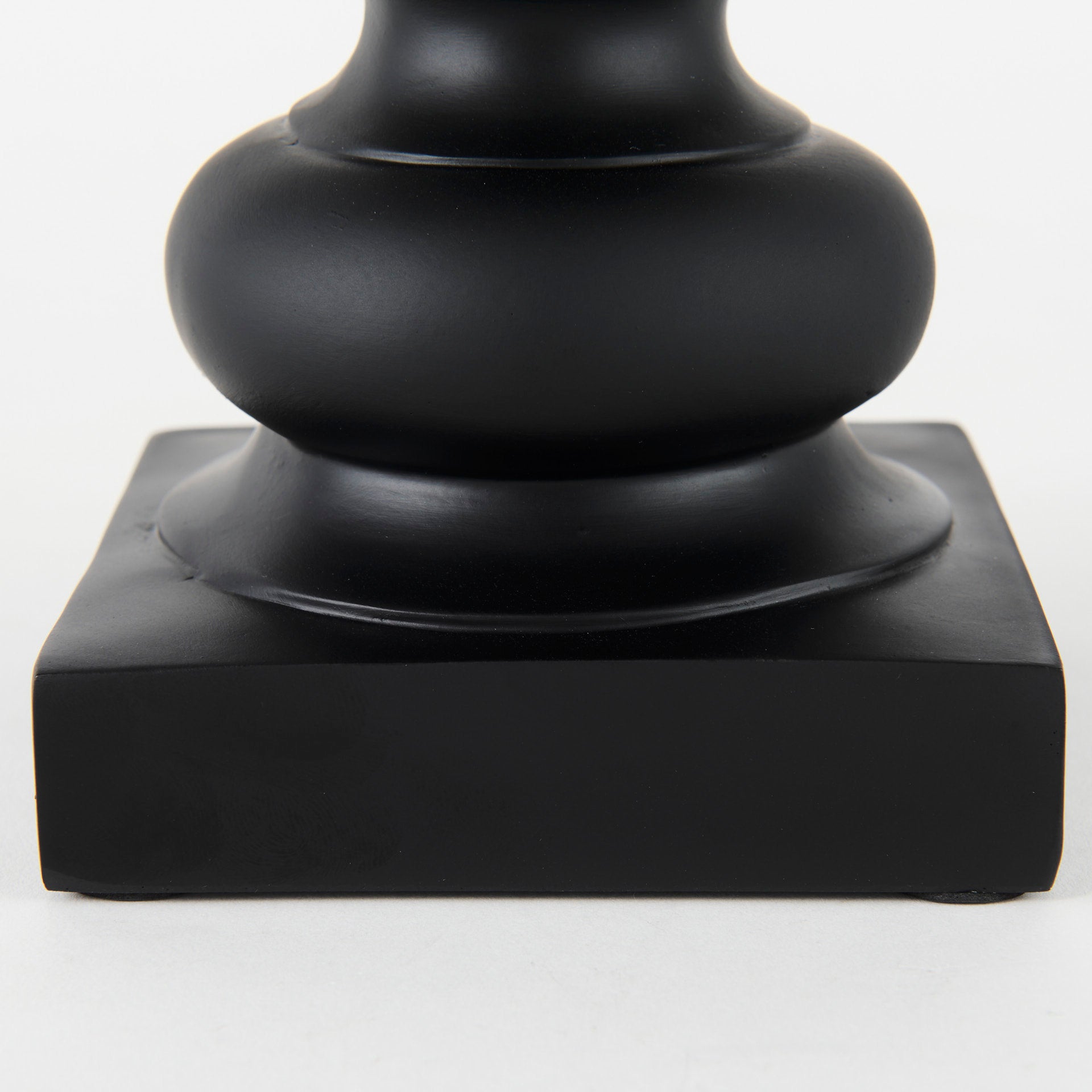Murray 13H Black Painted Resin Fox in a Suit Bust