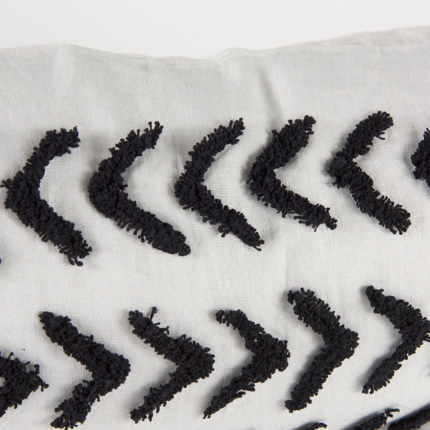 Kimia 14x26 White/Black Fabric Herringbone w/Fringed Pillow Cover