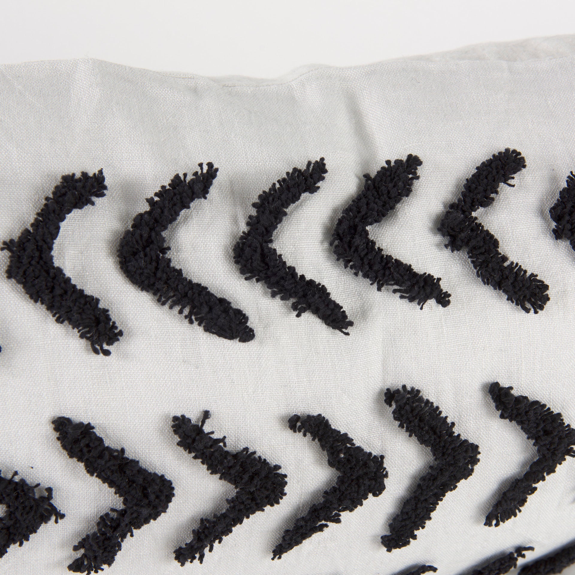 Kimia 14x26 White/Black Fabric Herringbone w/Fringed Pillow Cover