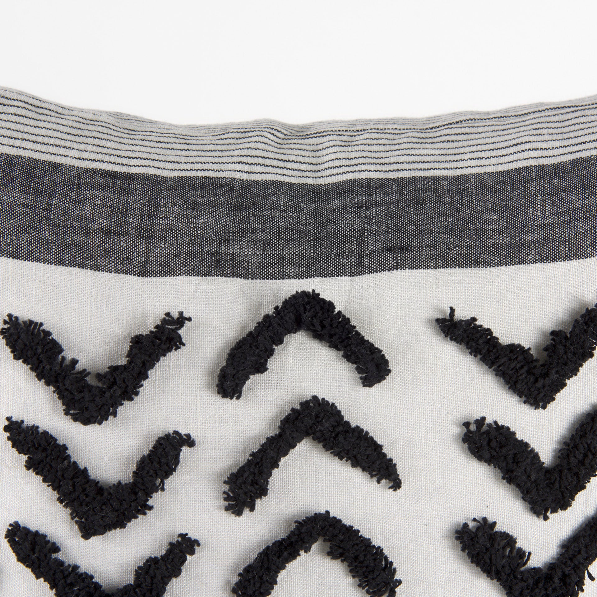 Kimia 20x20 White/Black Fabric Herringbone w/Fringed Pillow Cover