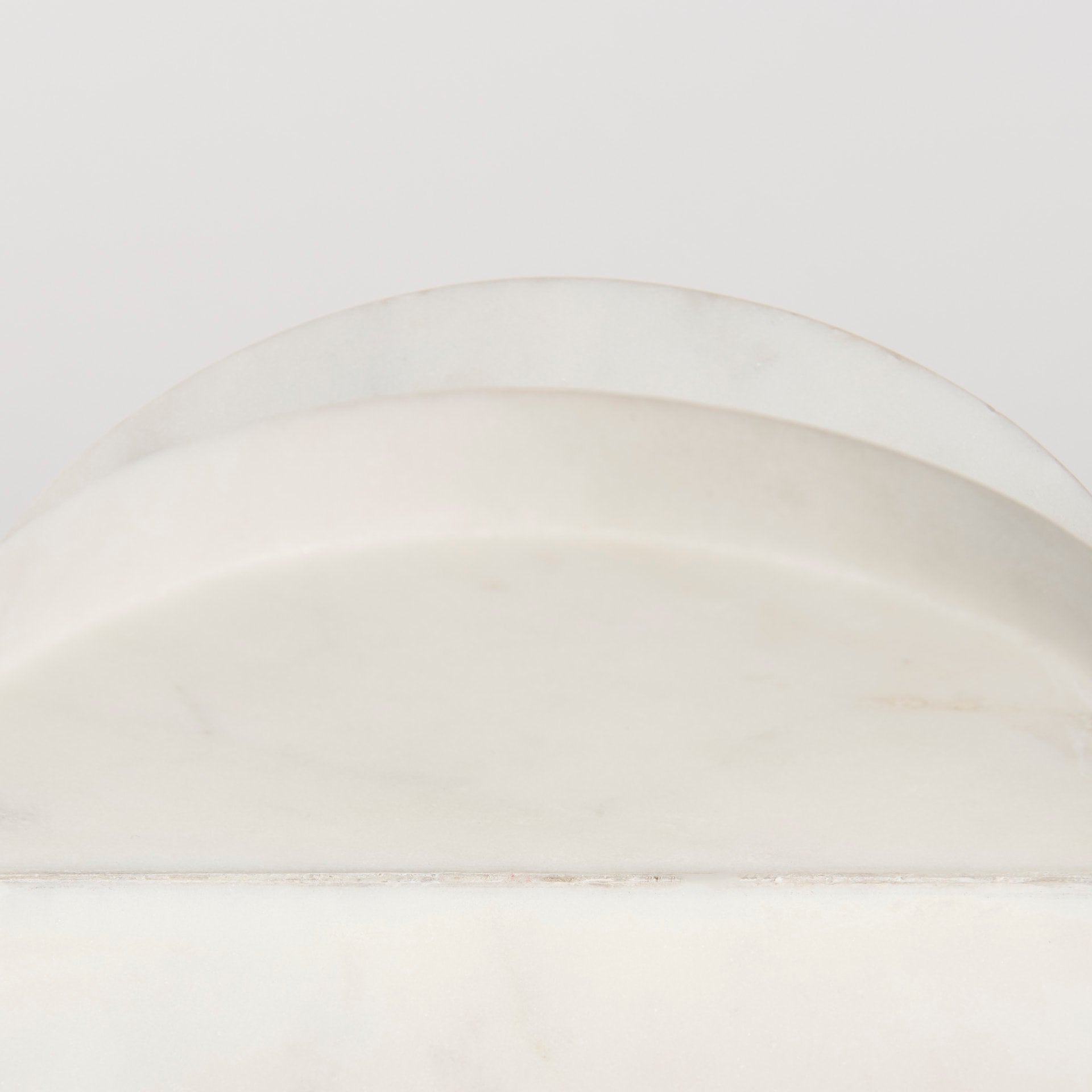 Sophia 6.0"L x 6.0"W x 6.0"H Small Marble Ornament