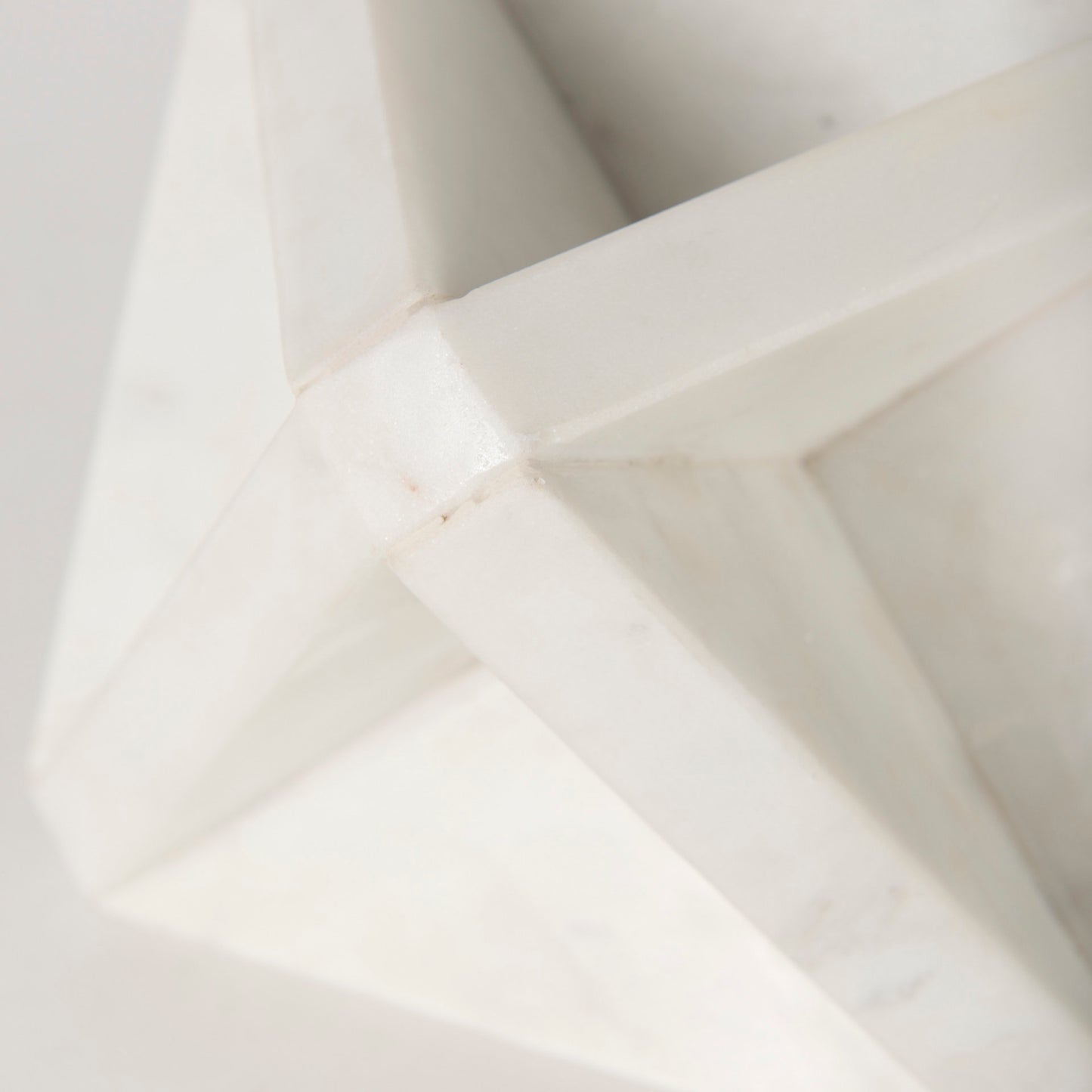 Sophia 5.5 L x 5.5 W x 8.5 H White Marble Decor Stand
