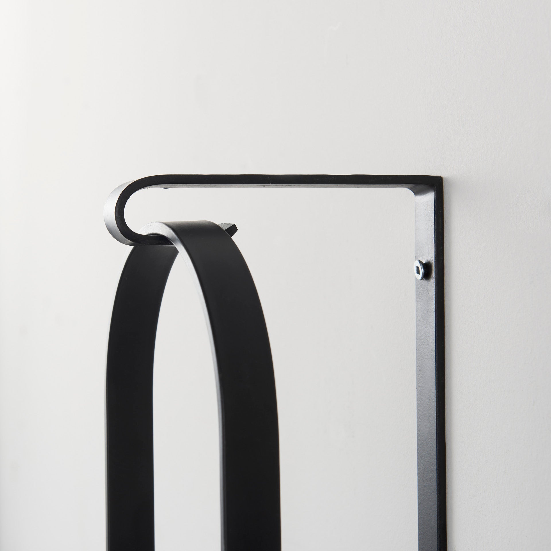 Kero 5.9L x 6.9W x 24.0H Black Metal Wall Candle Holder