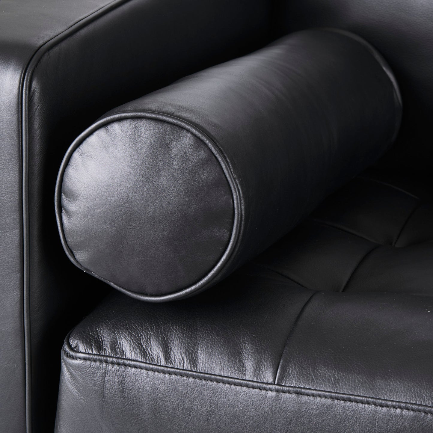 Svend 88.0L x 38.0W x 34.0H Black Leather Sofa
