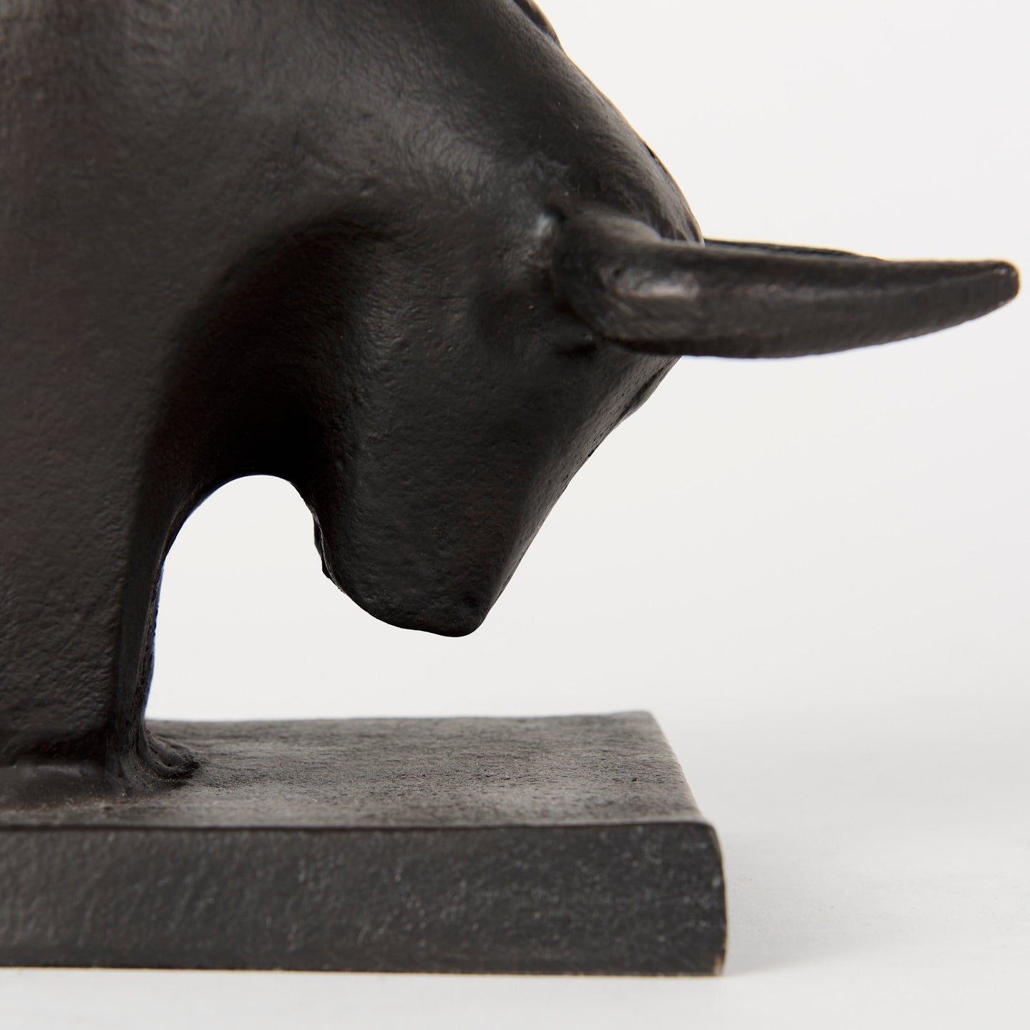 Tauro III (Set of 2) 10L x 5W Black Cast Aluminum Raging Bull Bookends