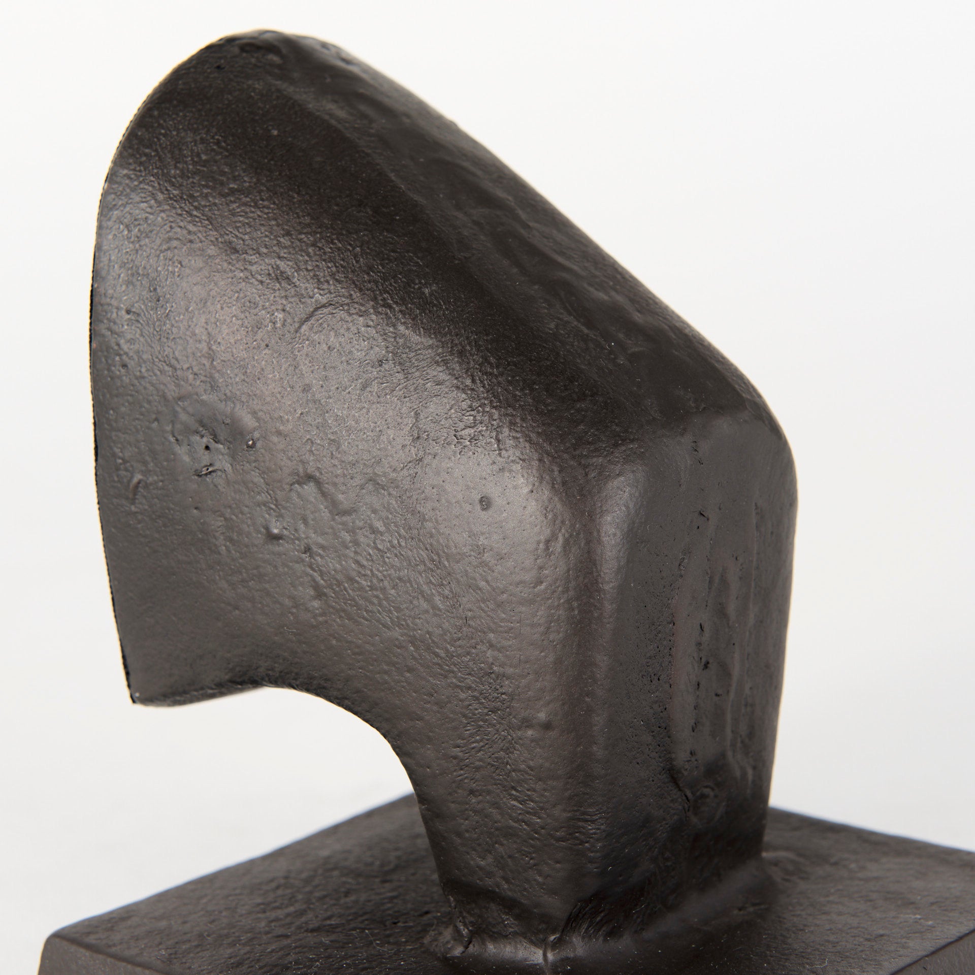Tauro III (Set of 2) 10L x 5W Black Cast Aluminum Raging Bull Bookends