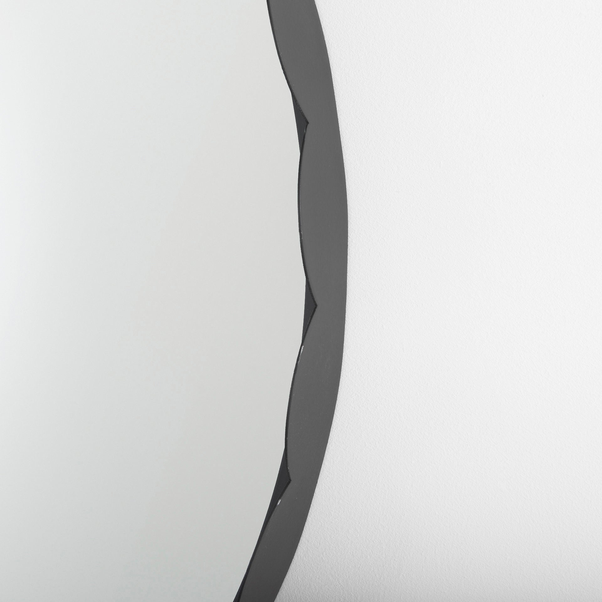 Adelaide Wall Mirror Black Metal | 30’’ - wall-mirrors-grouped