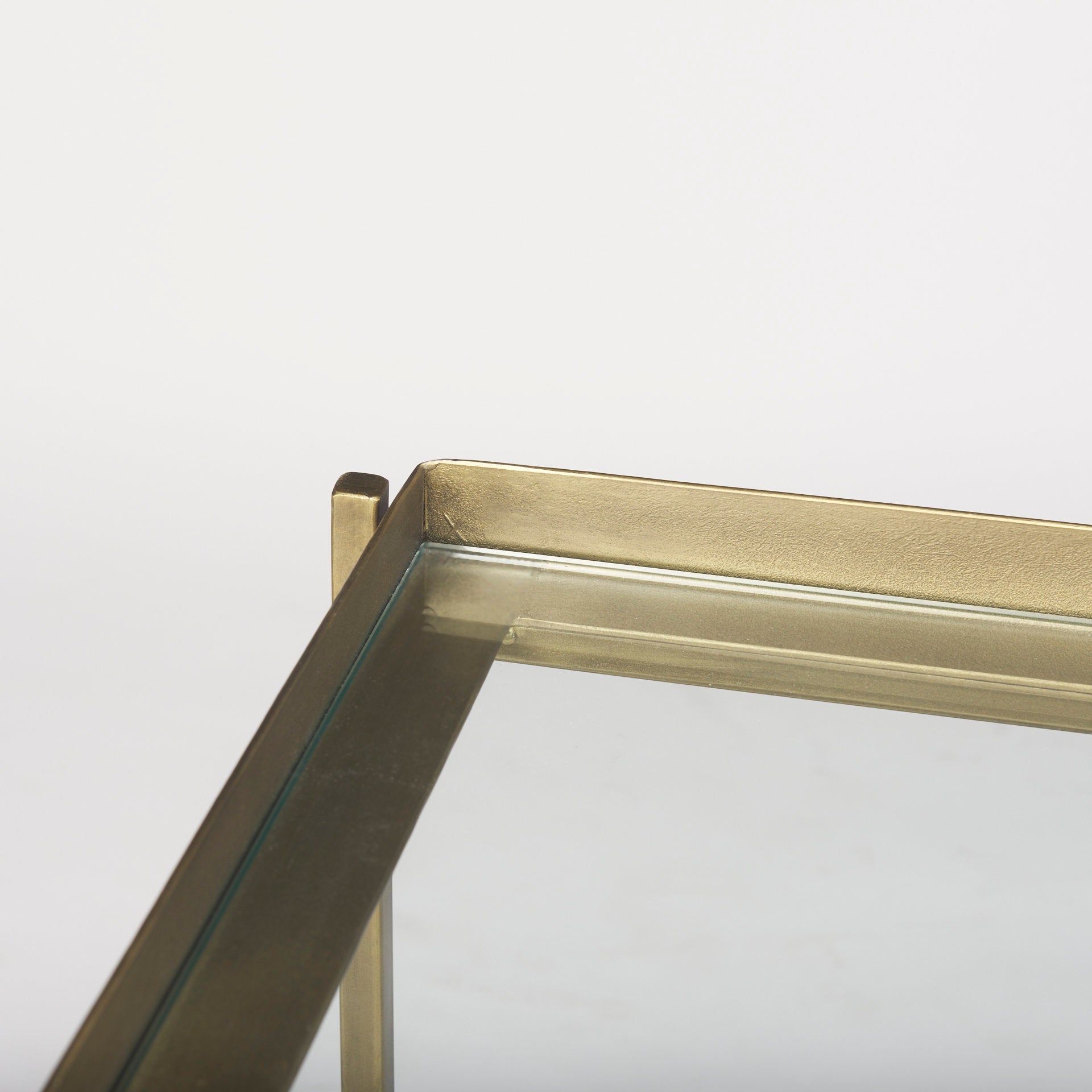 Trey Gold Metal W/Glass Accent Table