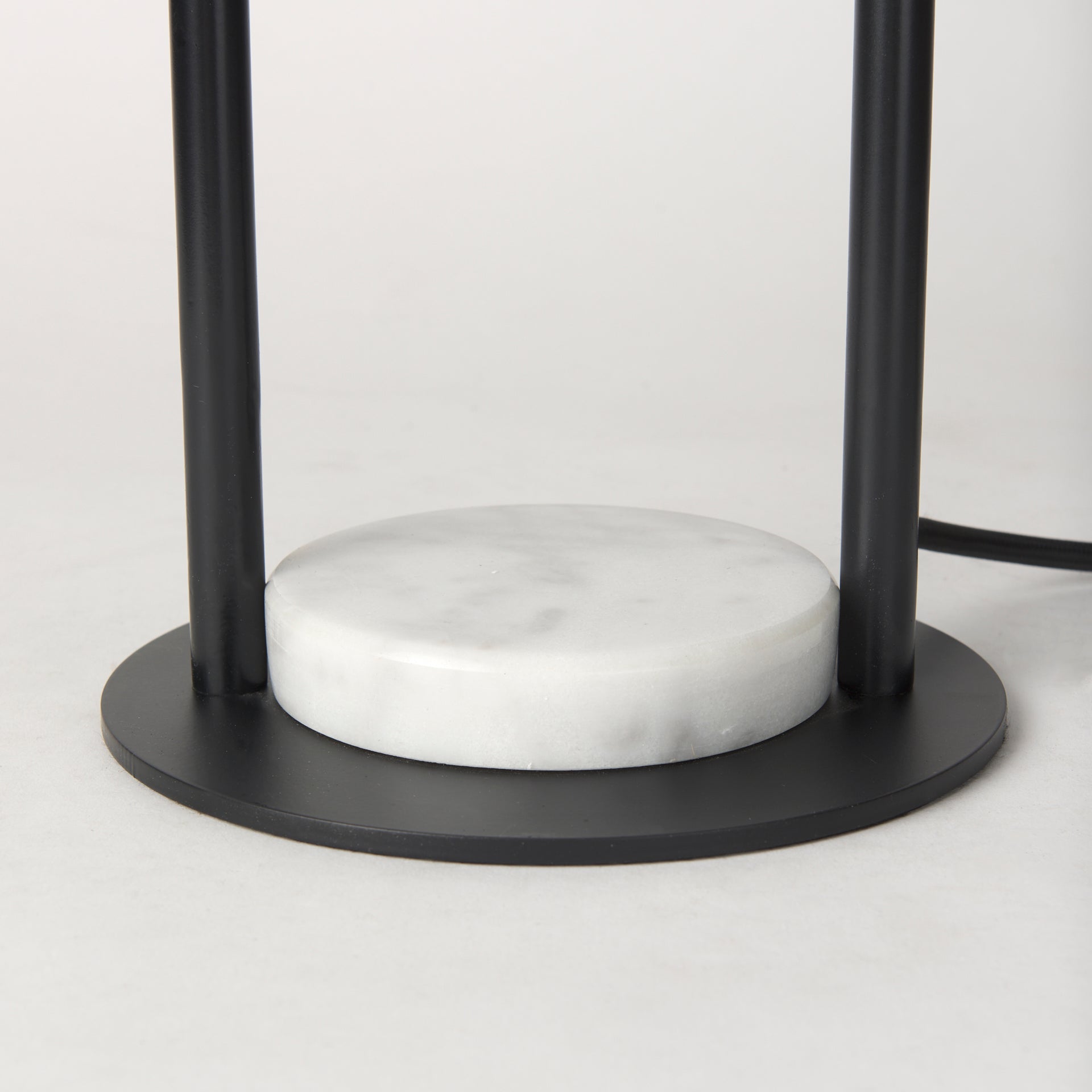 Sarah Table Lamp Black Metal | White Shade - table-lamps