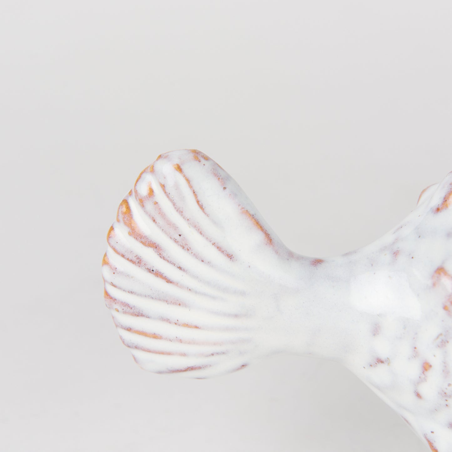 Spike II (Large) 10L x 6W Off-White Ceramic Puffer Fish