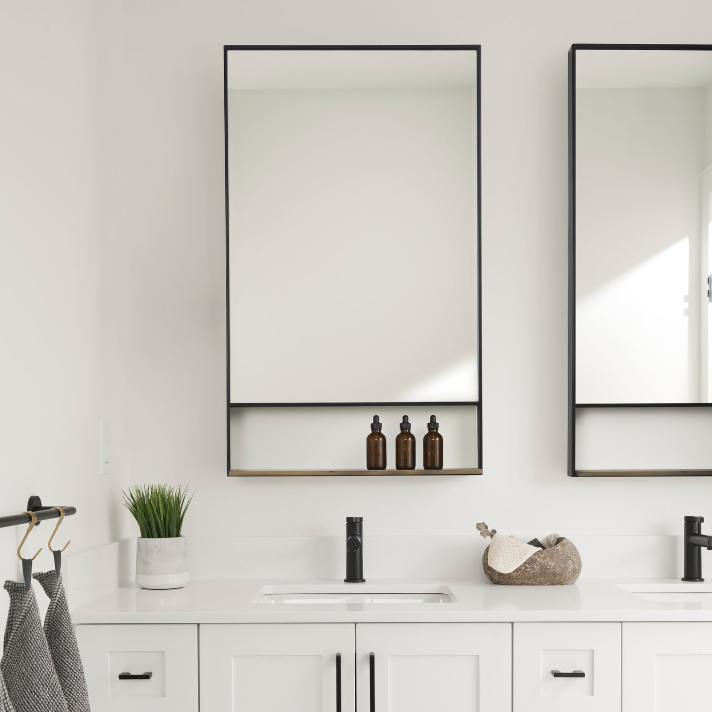 Cora Wall Mirror Black Metal | Square - wall-mirrors-grouped