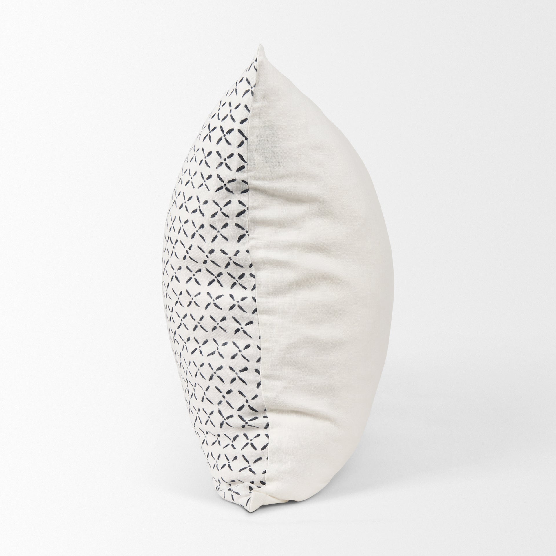 Jayden 22x22 Cream w/ Black Print Linen Square Pillow Cover