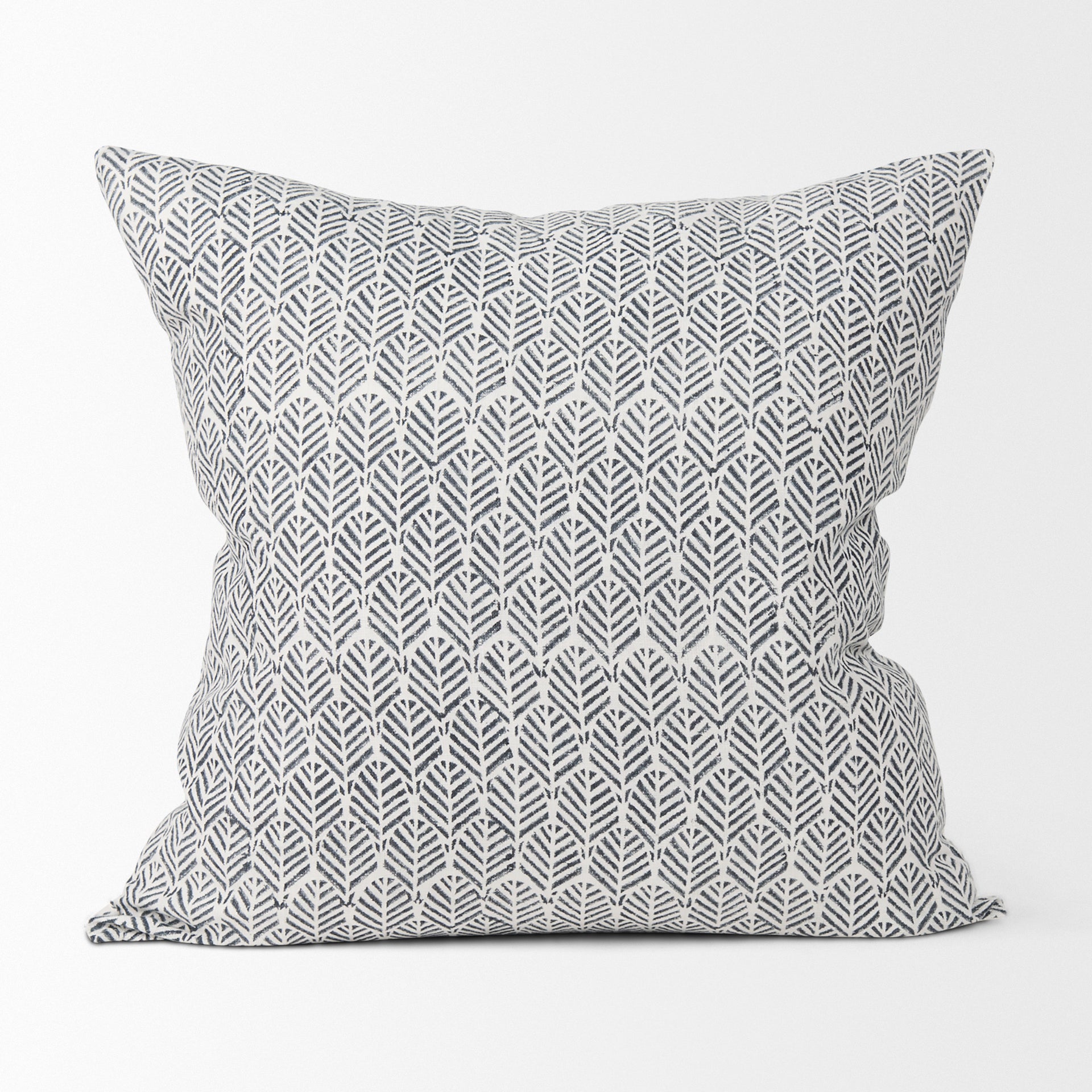 Jennelle 22x22 Cream w/ Indigo Print Linen Square Pillow Cover