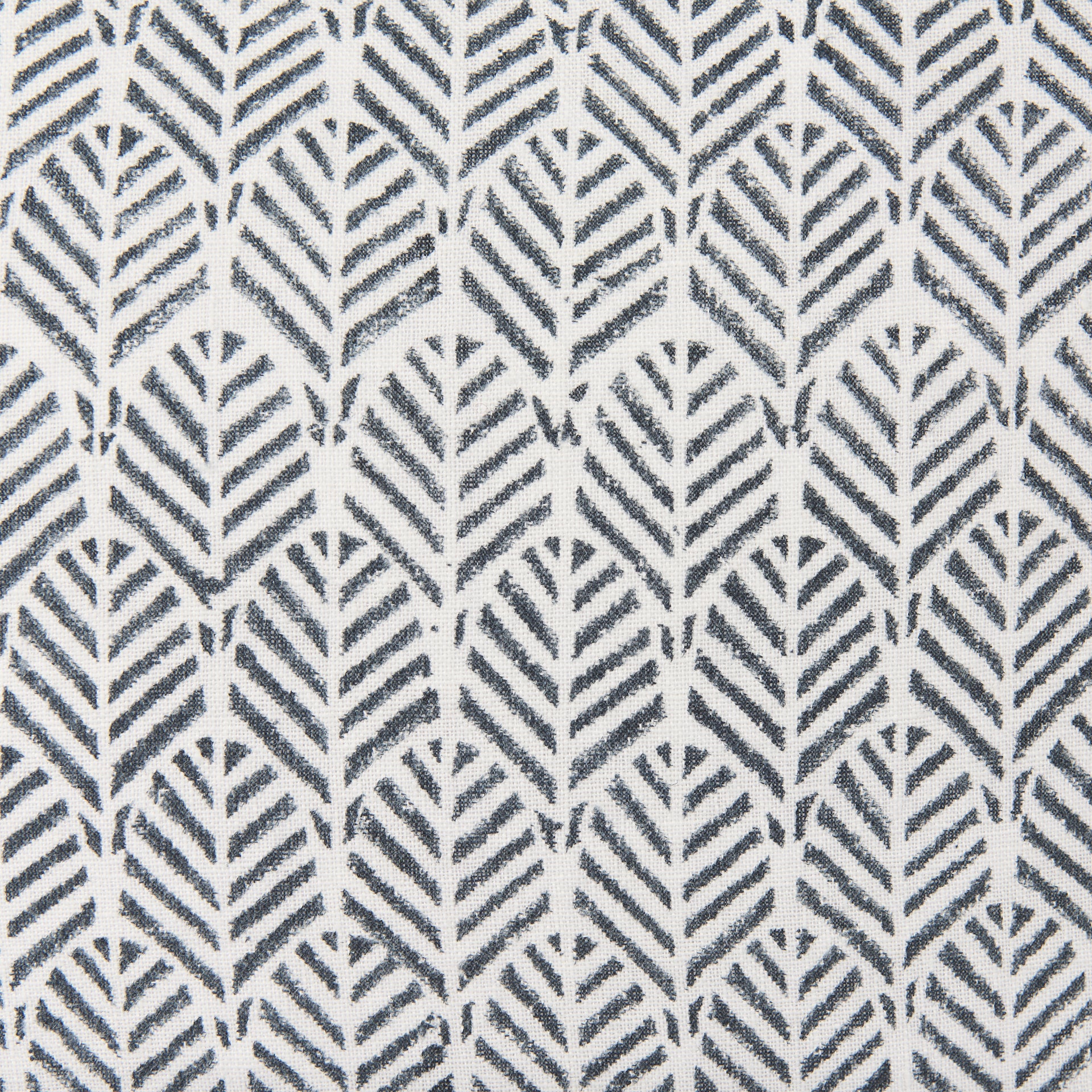 Jennelle 22x22 Cream w/ Indigo Print Linen Square Pillow Cover
