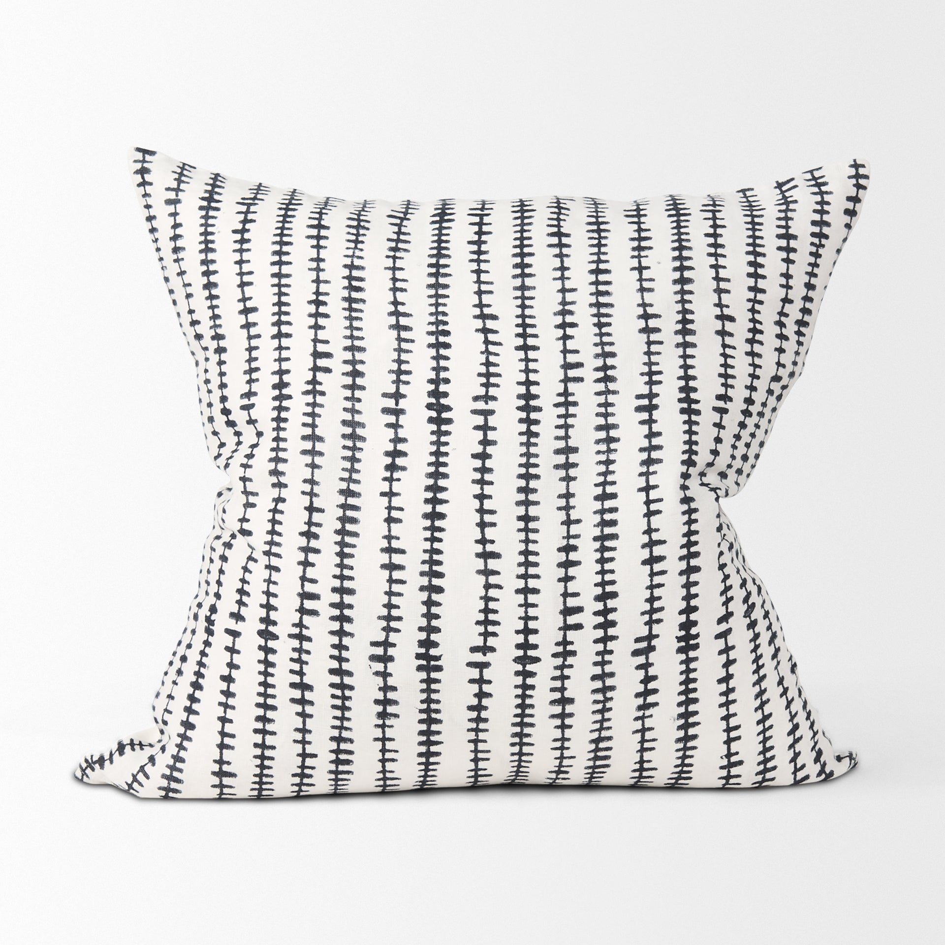 Jenna 22x22 Cream w/ Black Print Linen Square Decorative Pillow Cover