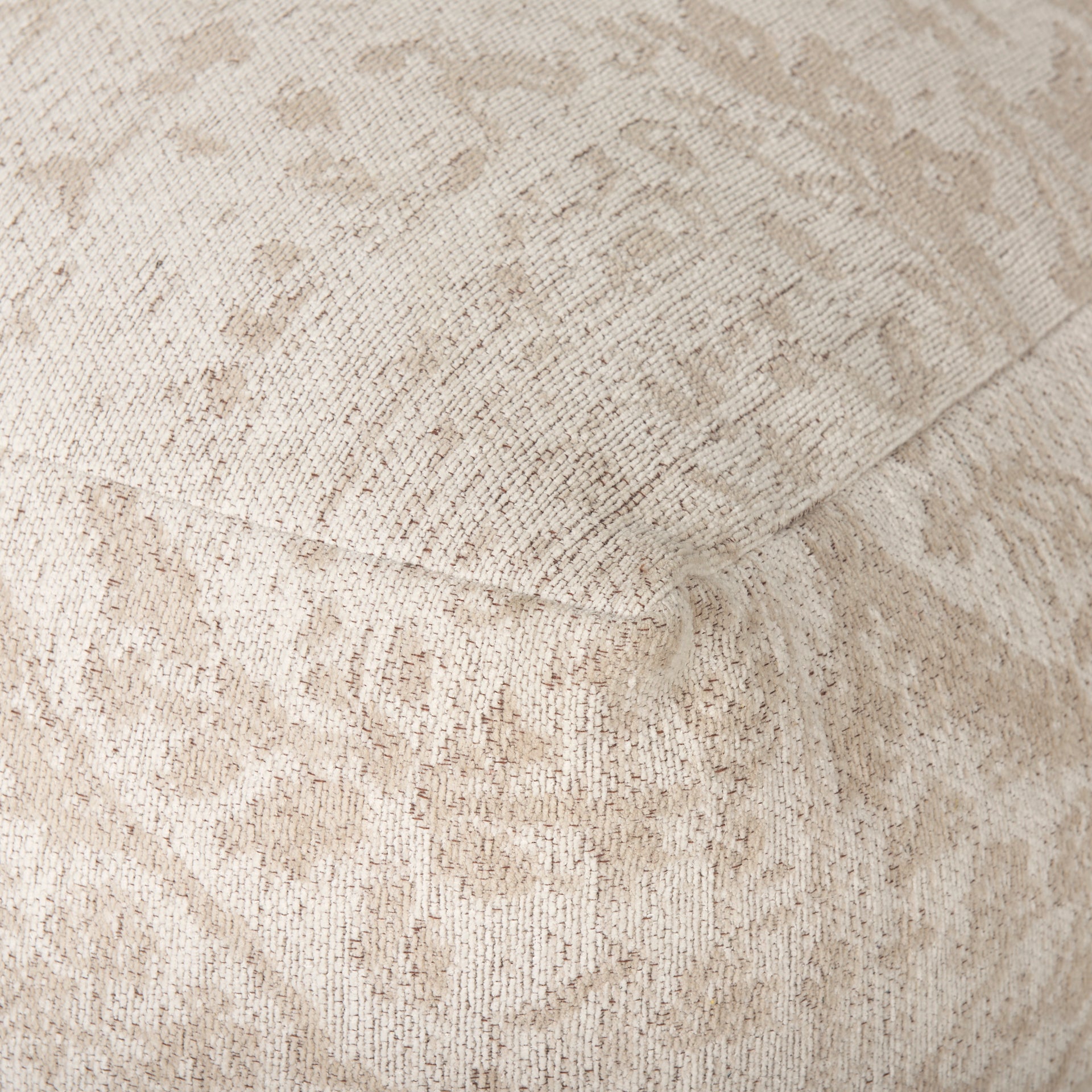 Khloe Pouf Cream | Jacquard | Large - poufs